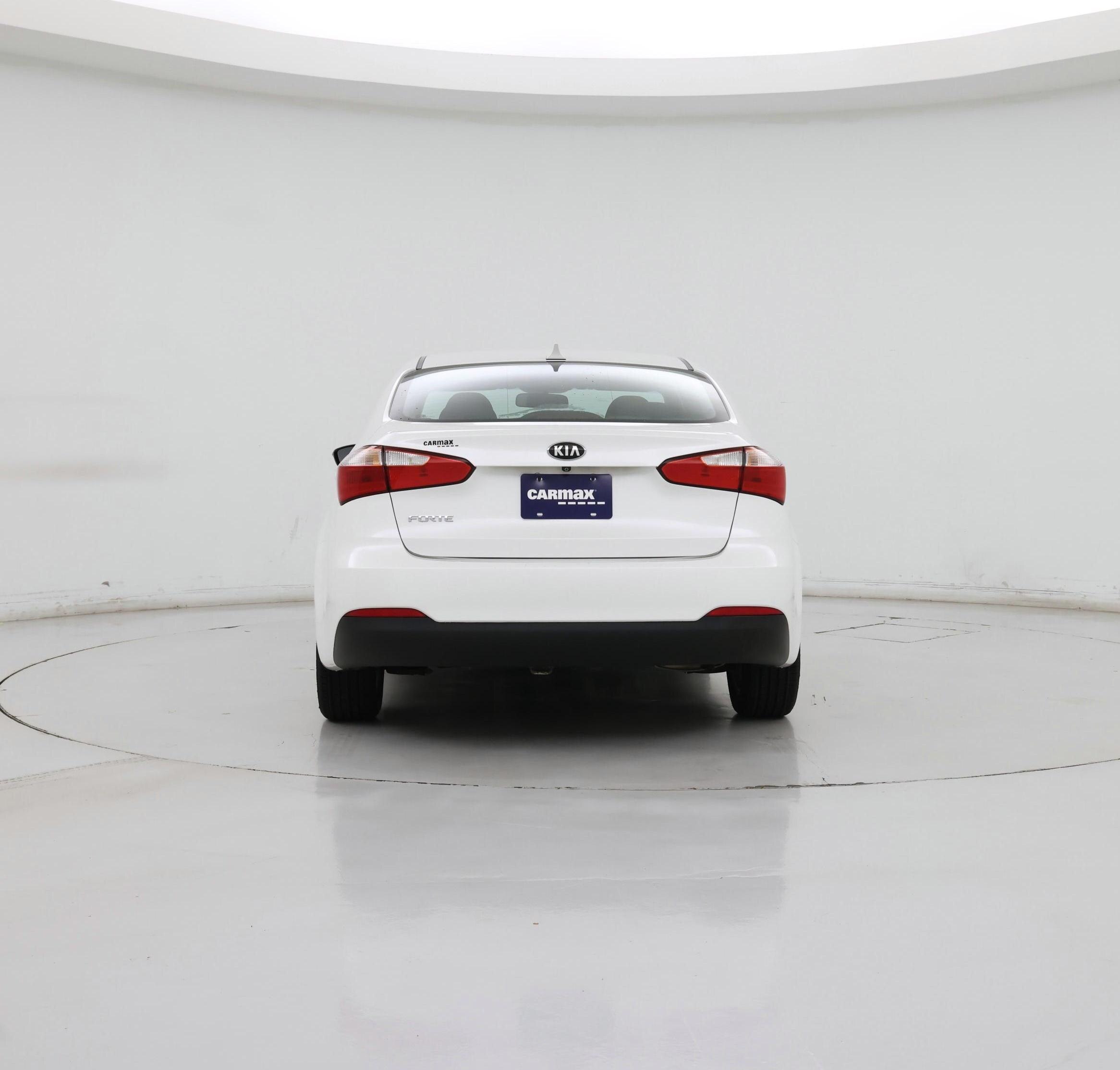 Thumbnail: 2016 Kia Forte - 6