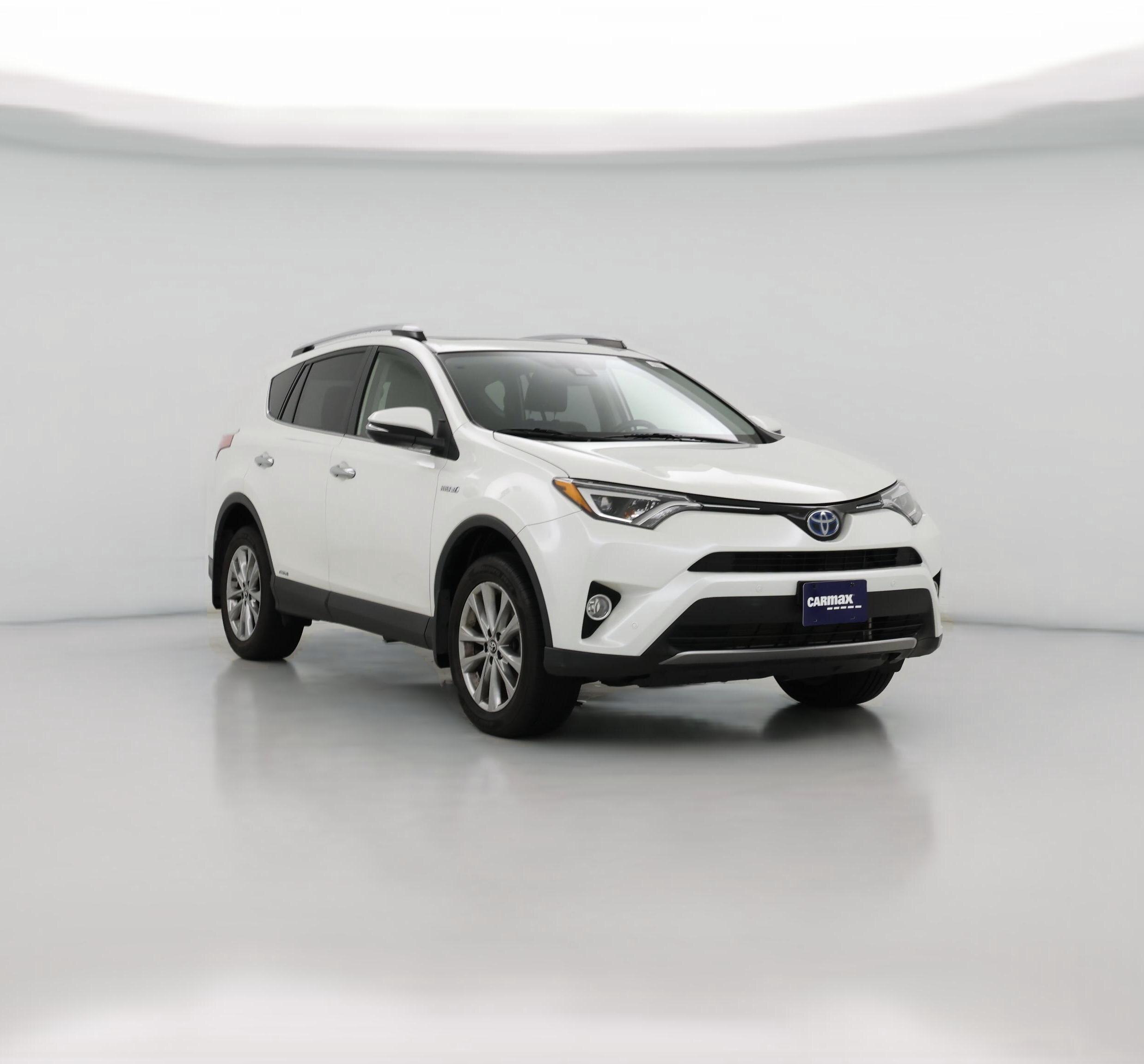 Thumbnail: 2017 Toyota RAV4 - 1