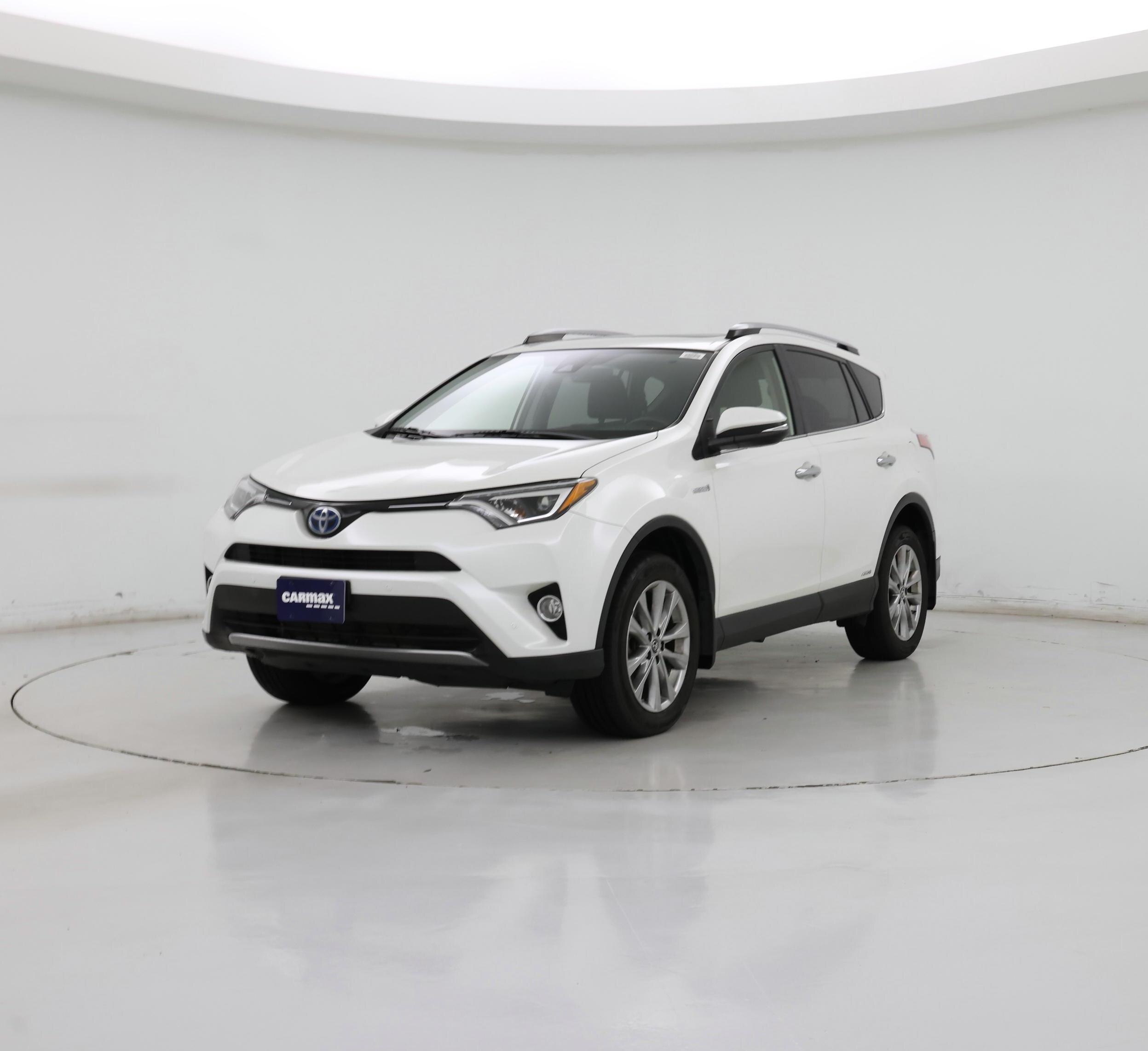 Thumbnail: 2017 Toyota RAV4 - 4