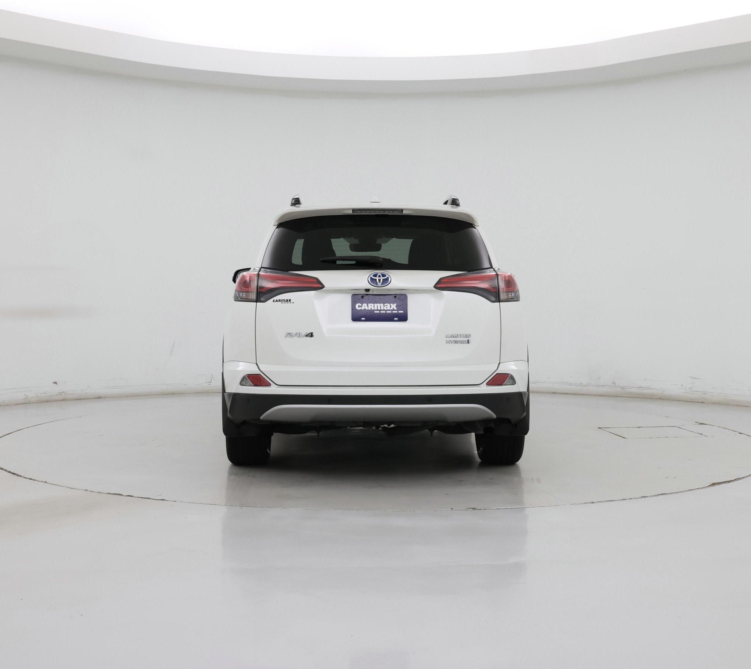Thumbnail: 2017 Toyota RAV4 - 6