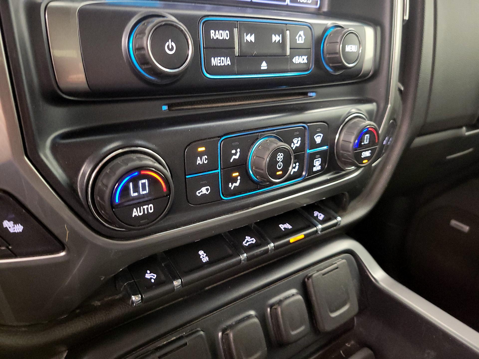 Thumbnail: 2016 Chevrolet Silverado 1500 - 16