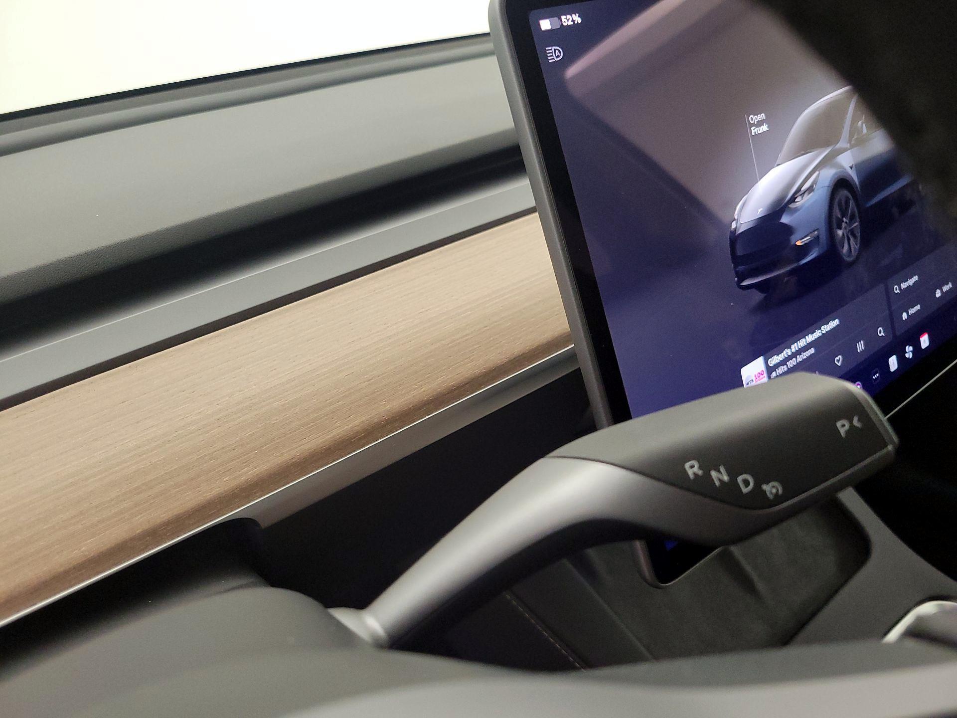 Thumbnail: 2025 Tesla Model Y - 17