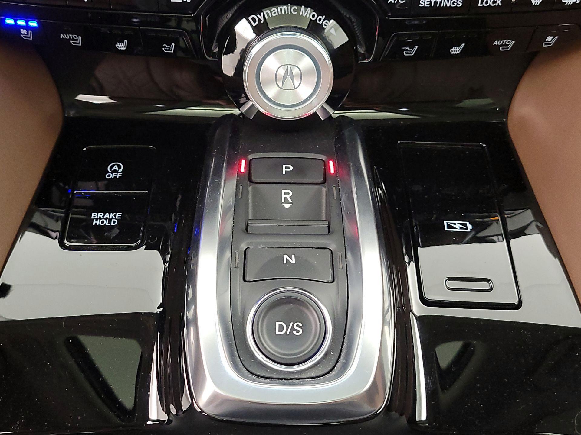 Thumbnail: 2025 Acura MDX - 17