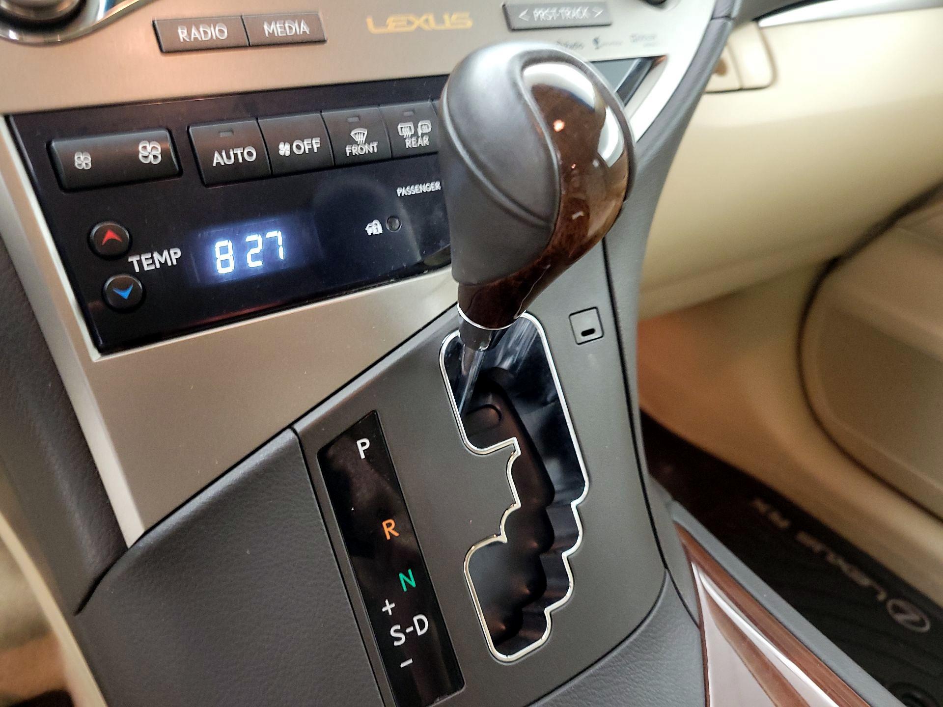 Thumbnail: 2013 Lexus RX - 18