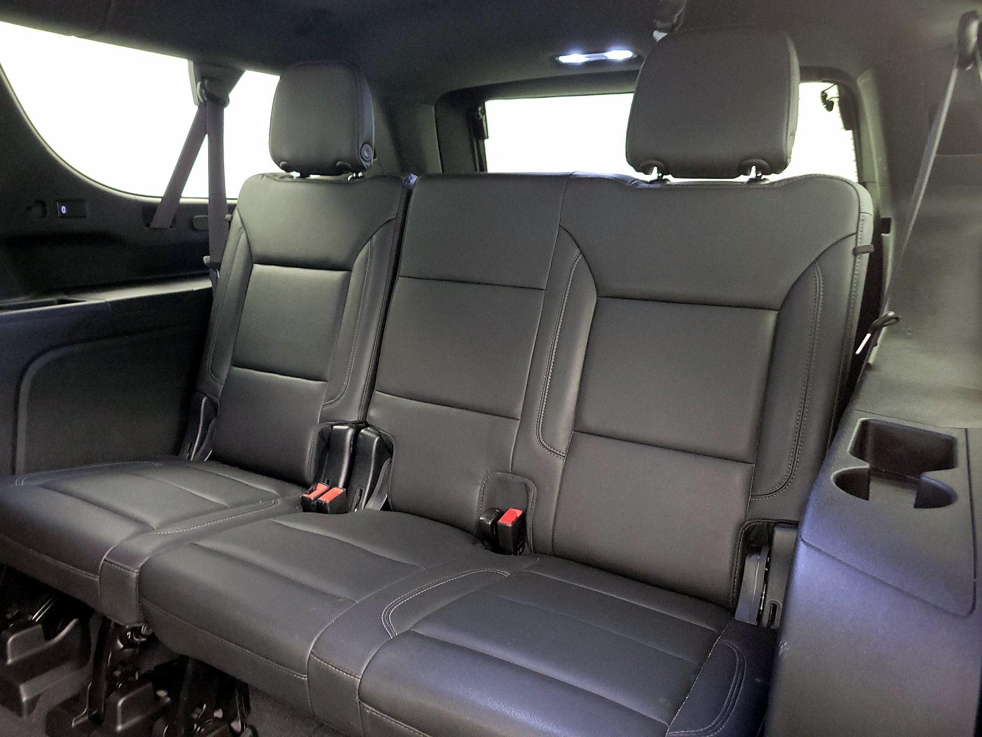 Thumbnail: 2022 Chevrolet Suburban - 20