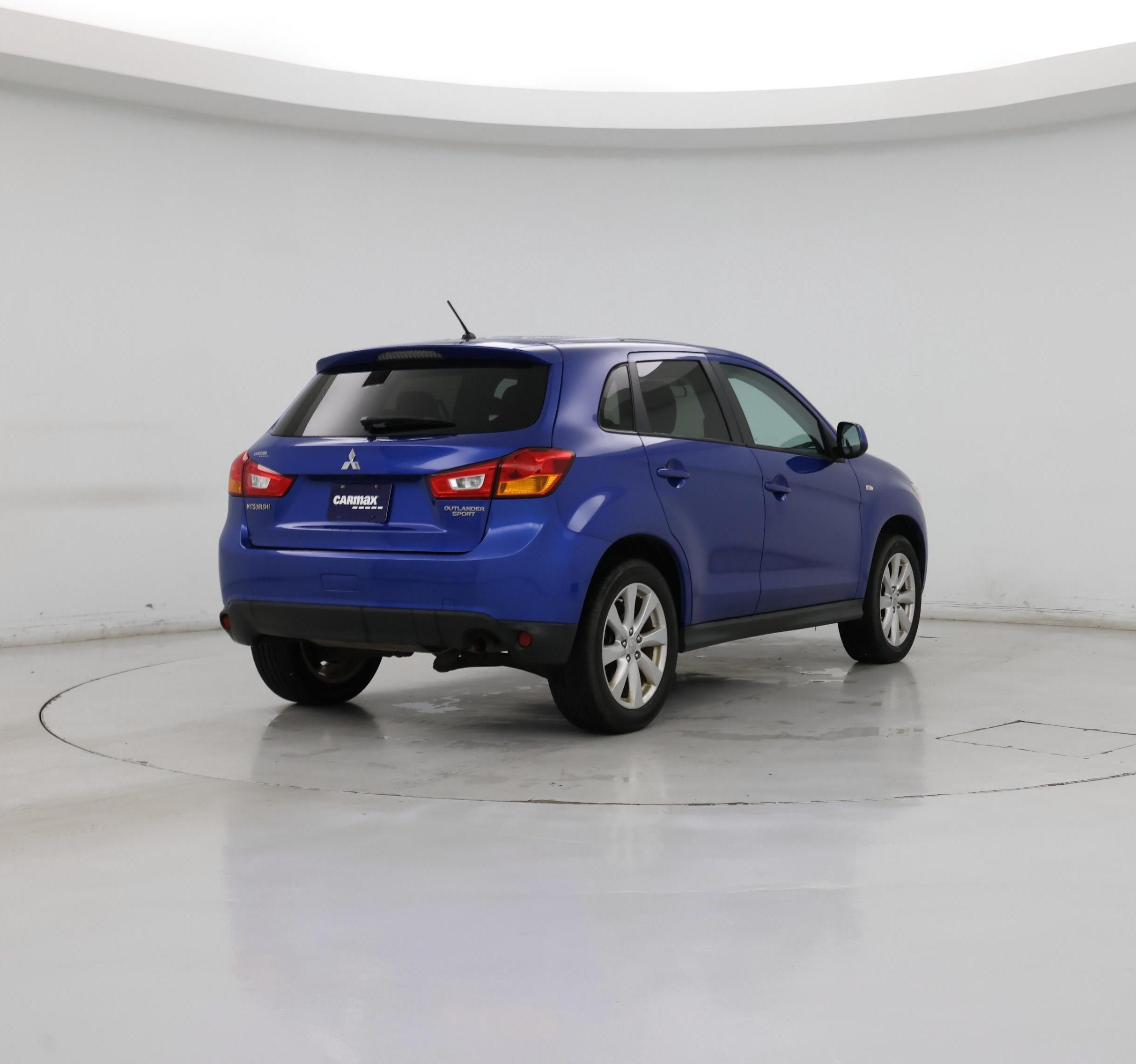 Thumbnail: 2015 Mitsubishi Outlander Sport - 8