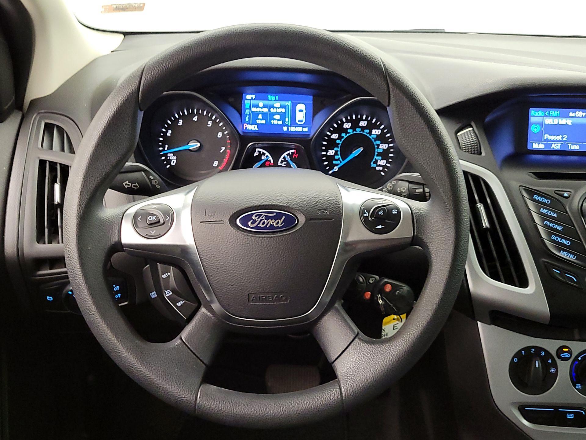 Thumbnail: 2014 Ford Focus - 10
