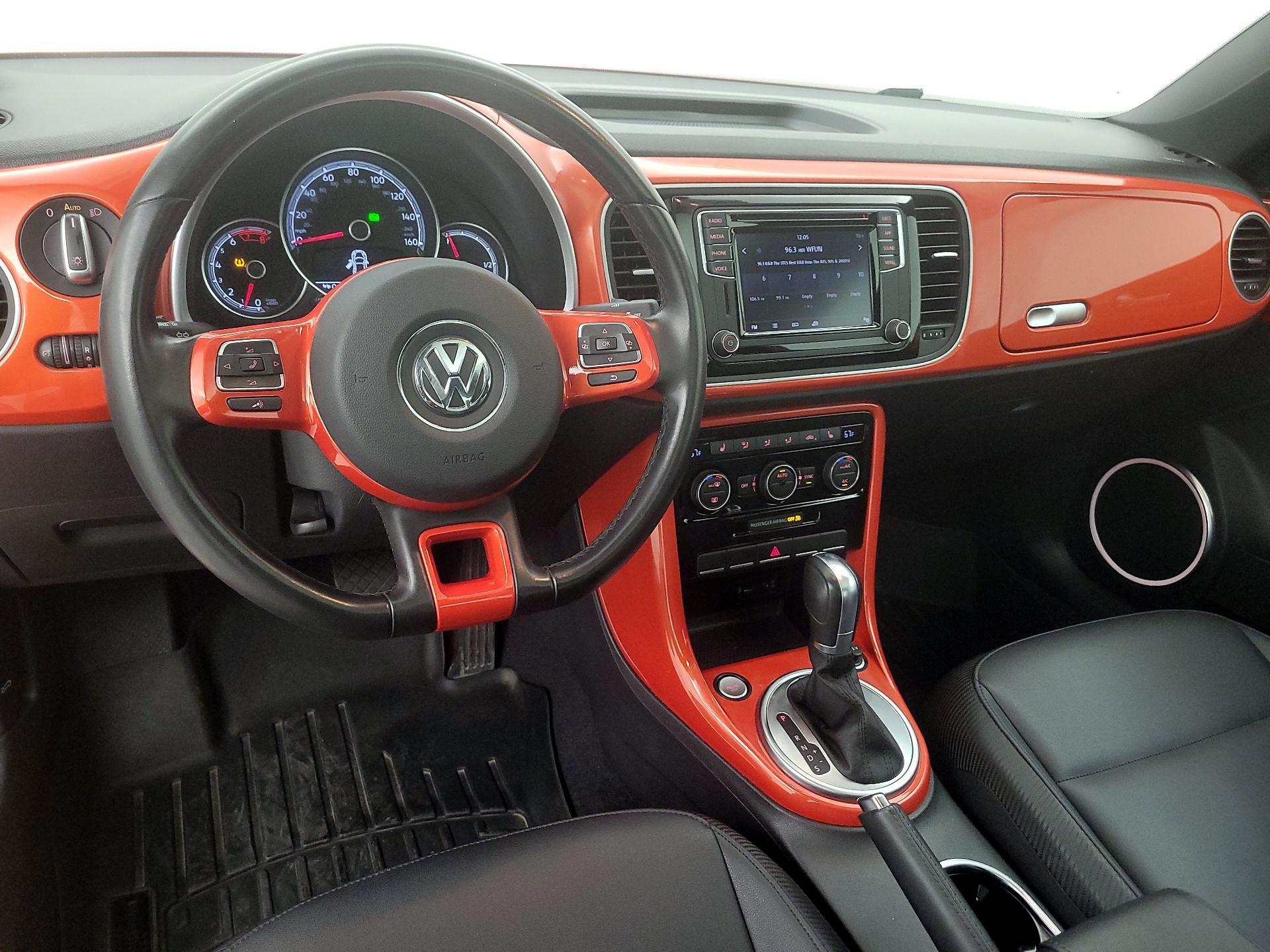 Thumbnail: 2019 Volkswagen Beetle - 9