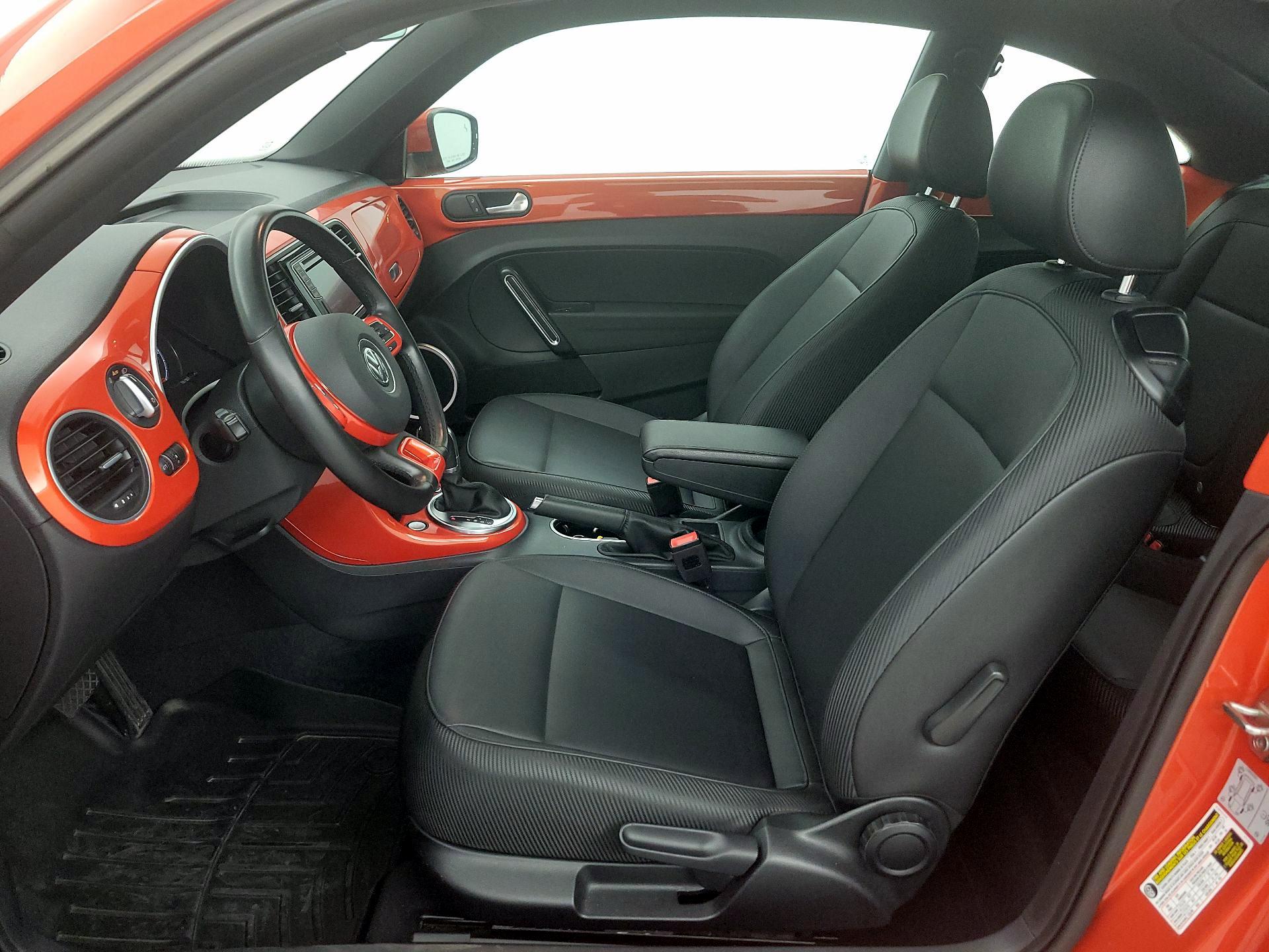 Thumbnail: 2019 Volkswagen Beetle - 11