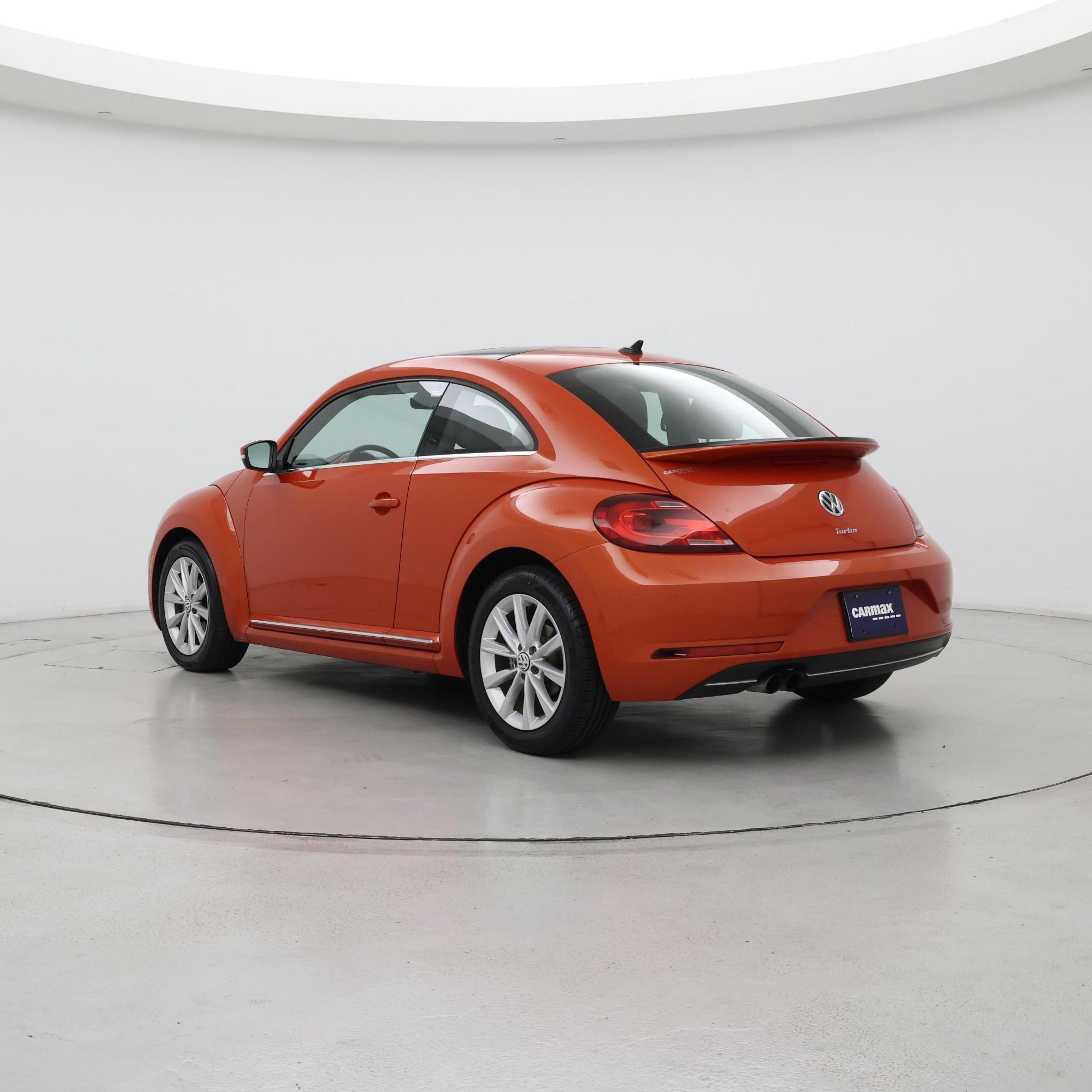Thumbnail: 2019 Volkswagen Beetle - 2