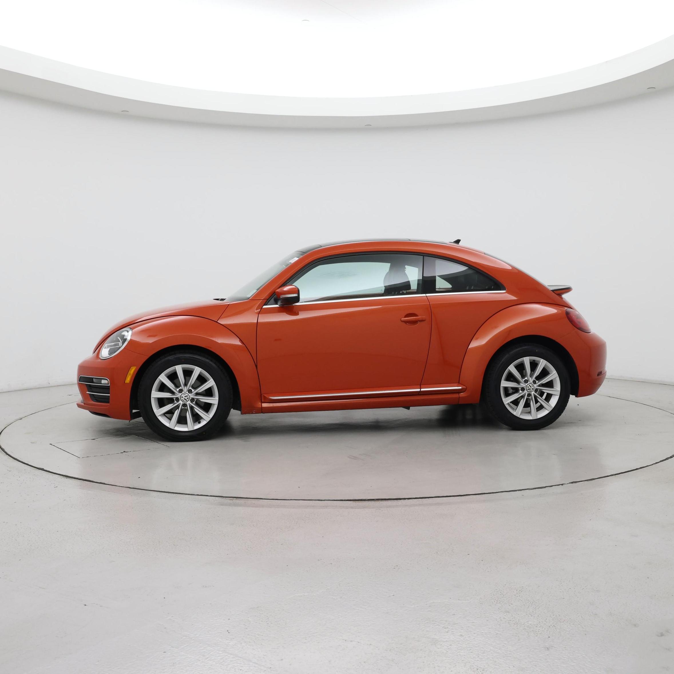 Thumbnail: 2019 Volkswagen Beetle - 3
