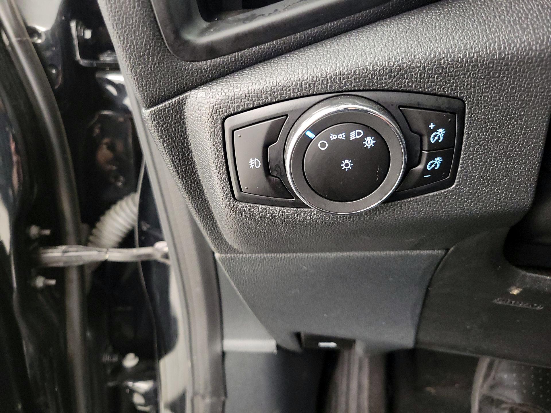 Thumbnail: 2019 Ford EcoSport - 13