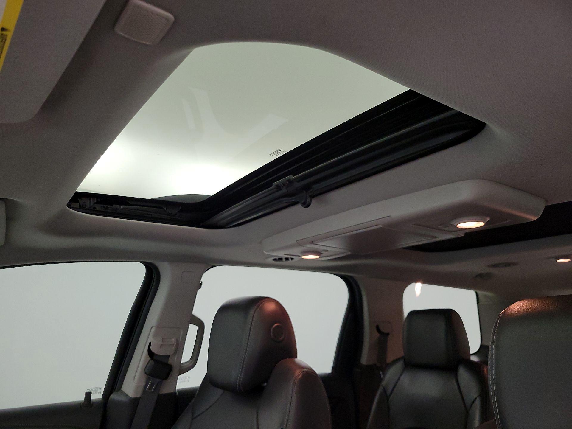 Thumbnail: 2016 GMC Acadia - 19