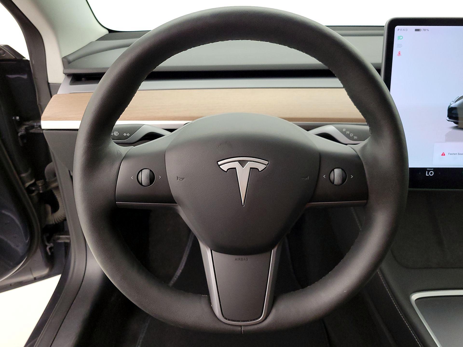 Thumbnail: 2022 Tesla Model 3 - 10