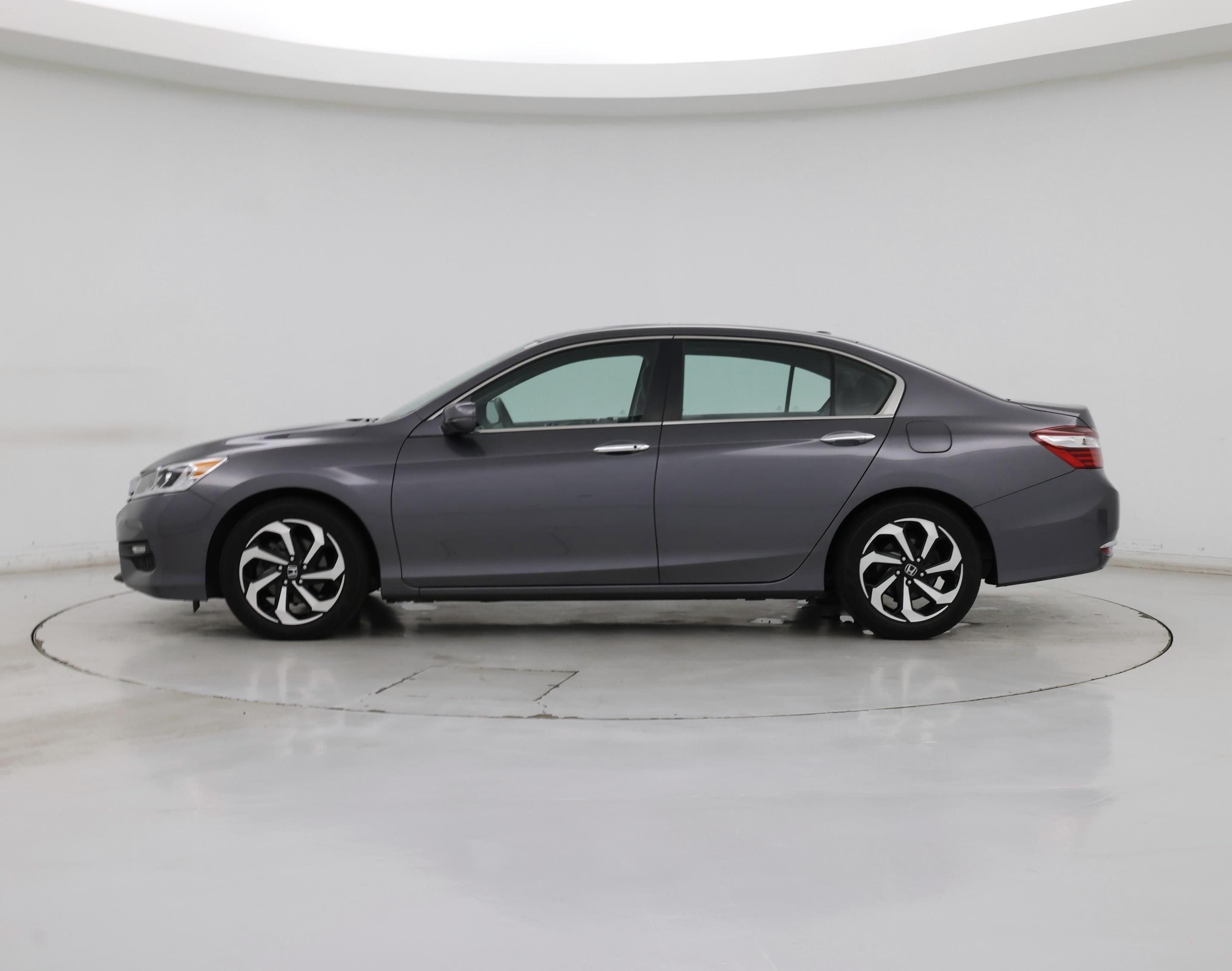 Thumbnail: 2017 Honda Accord - 3