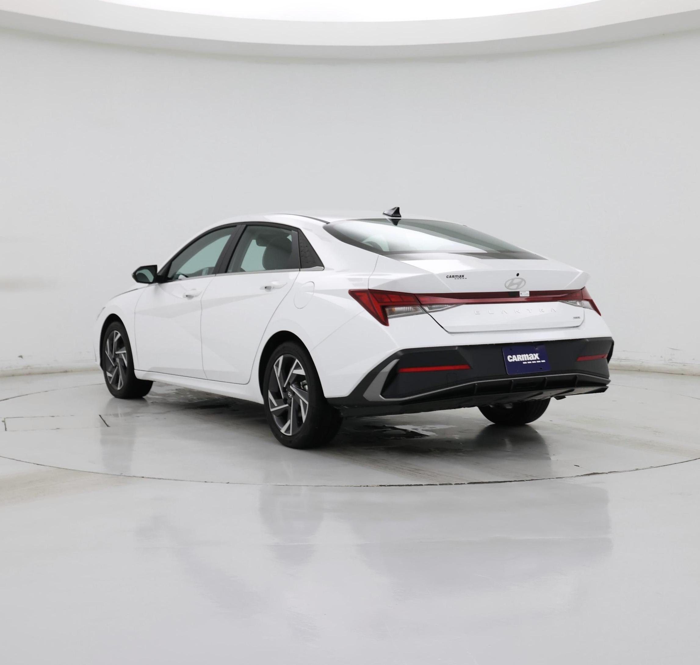 Thumbnail: 2025 Hyundai Elantra - 2