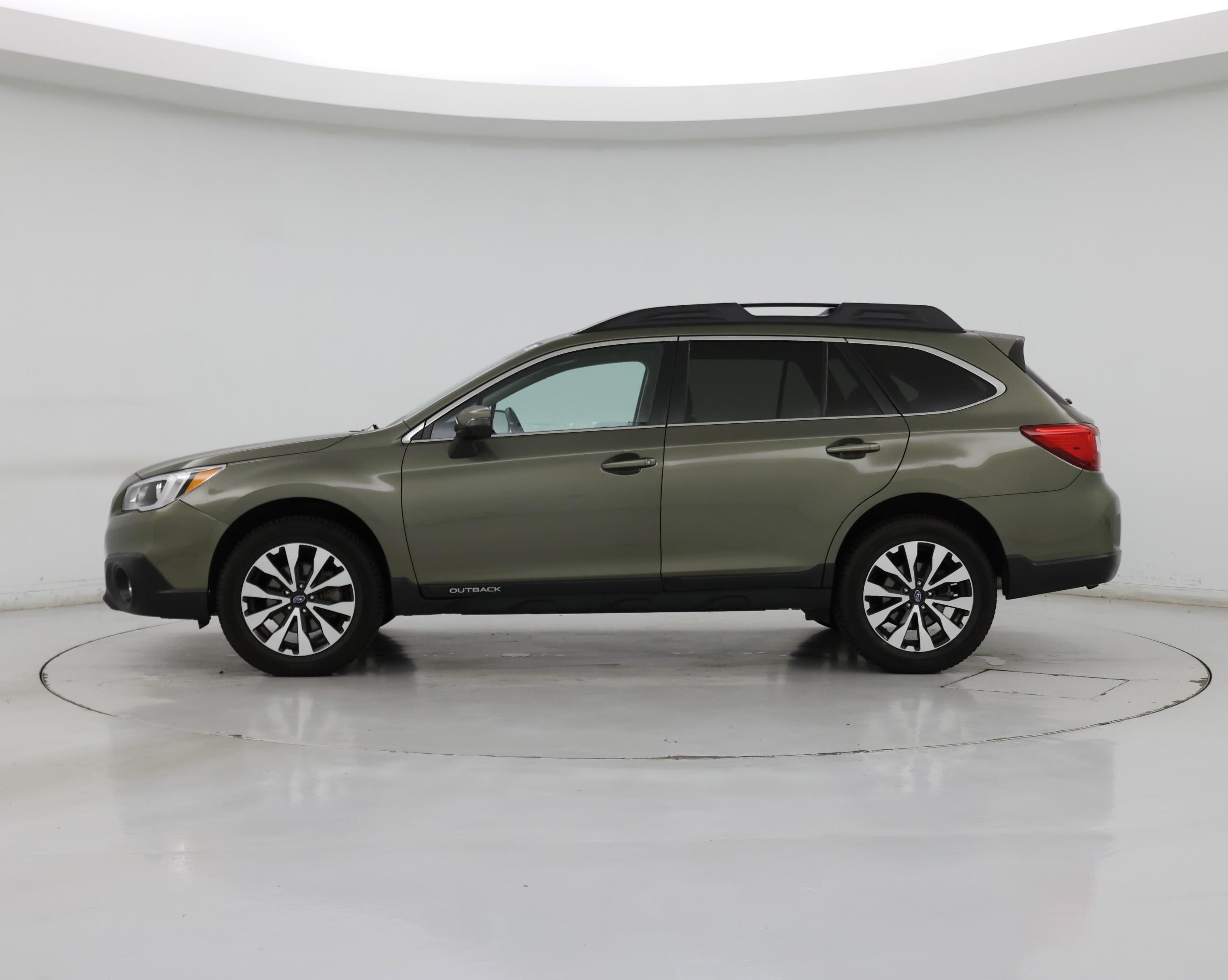 Thumbnail: 2015 Subaru Outback - 3
