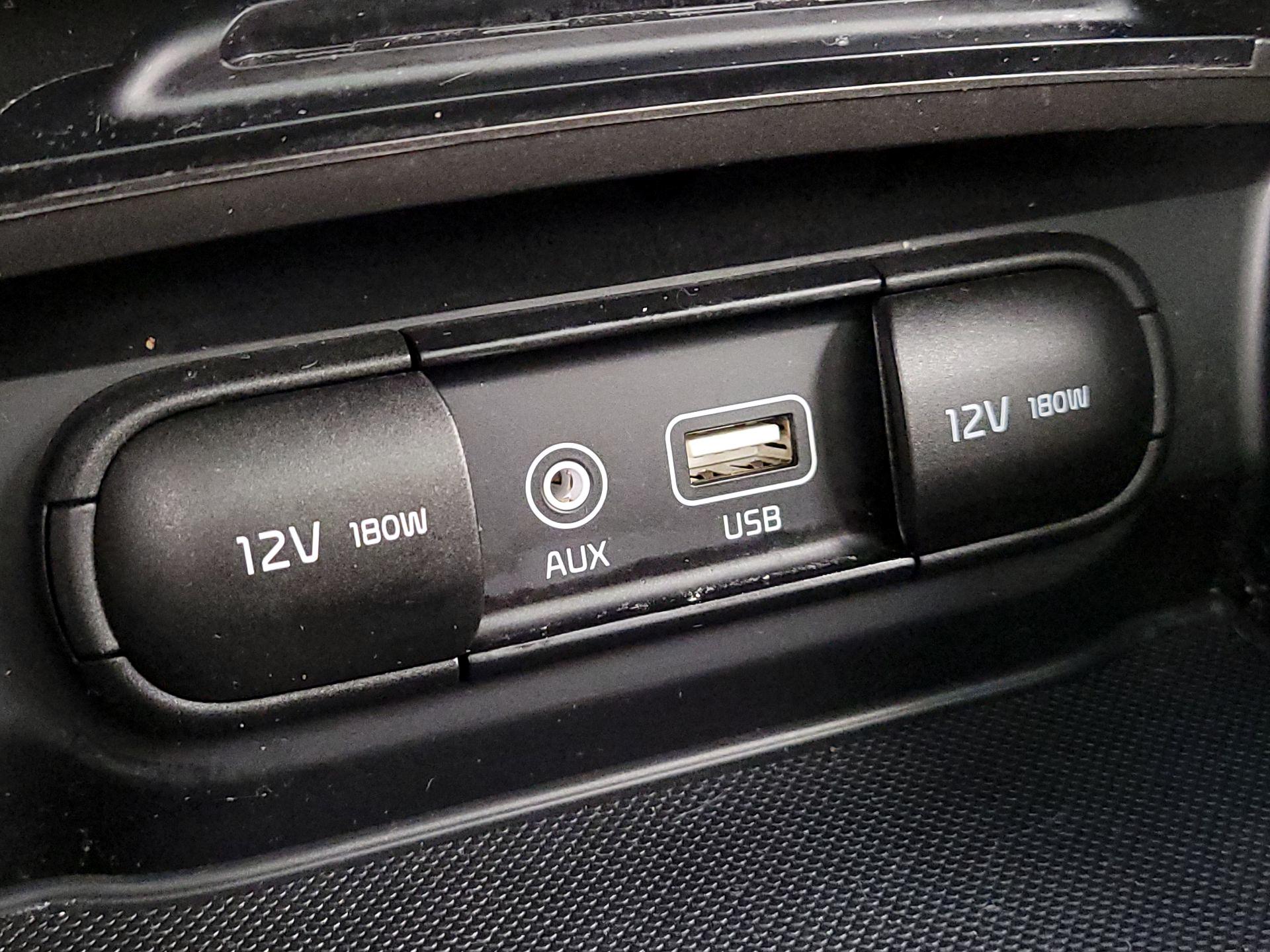 Thumbnail: 2019 Kia Optima - 18
