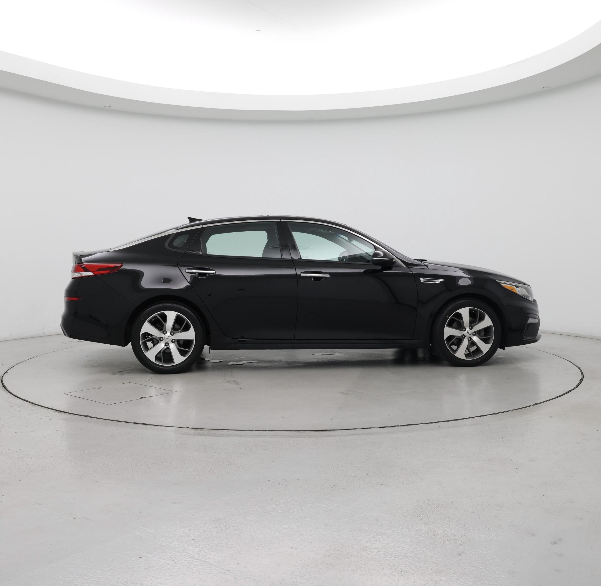 Thumbnail: 2019 Kia Optima - 7