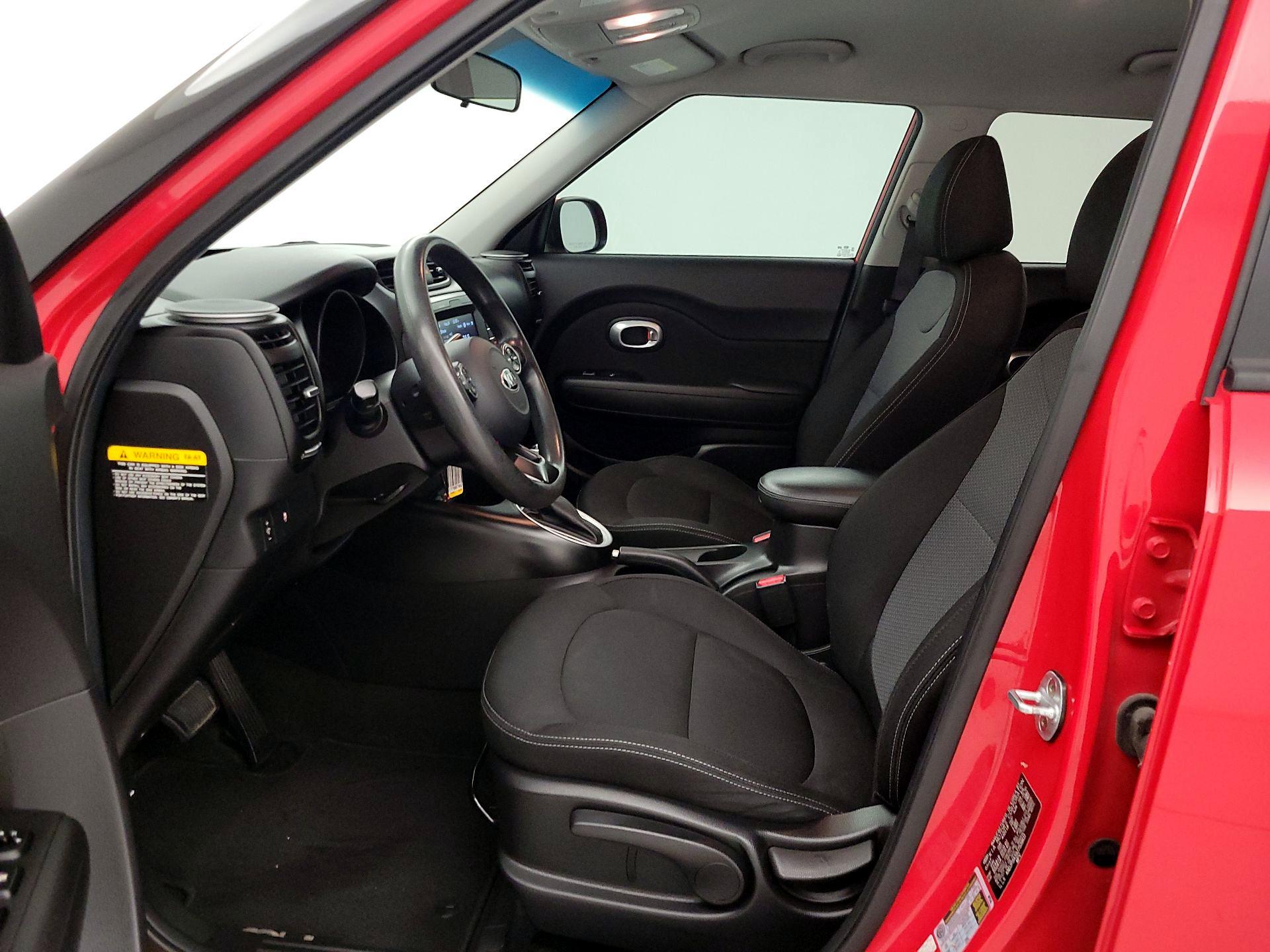 Thumbnail: 2018 Kia Soul - 11