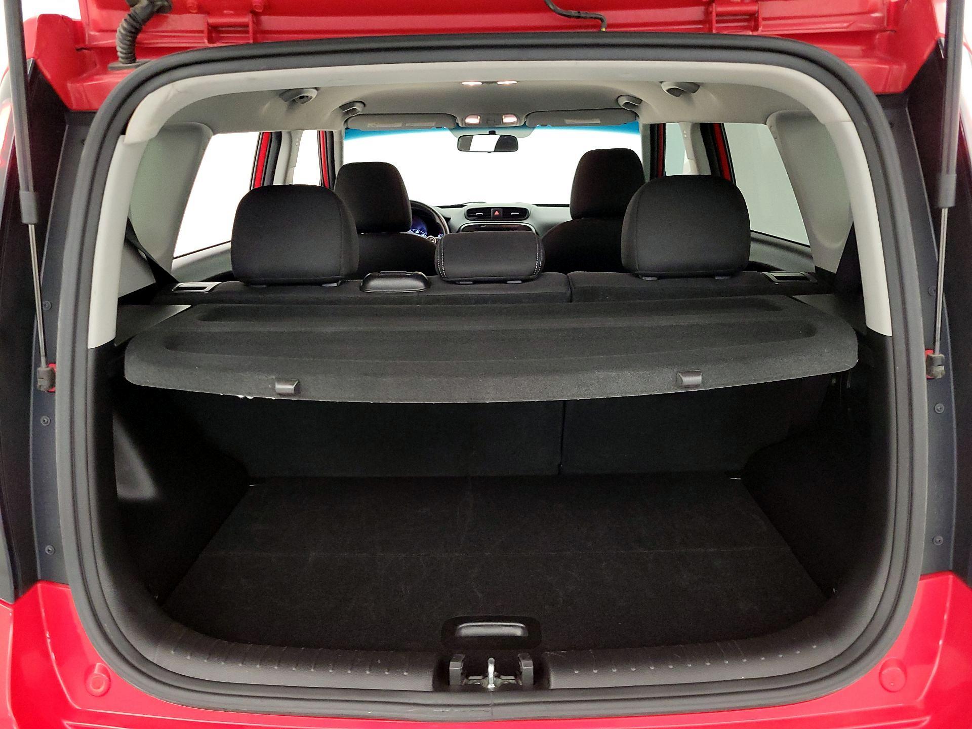 Thumbnail: 2018 Kia Soul - 20