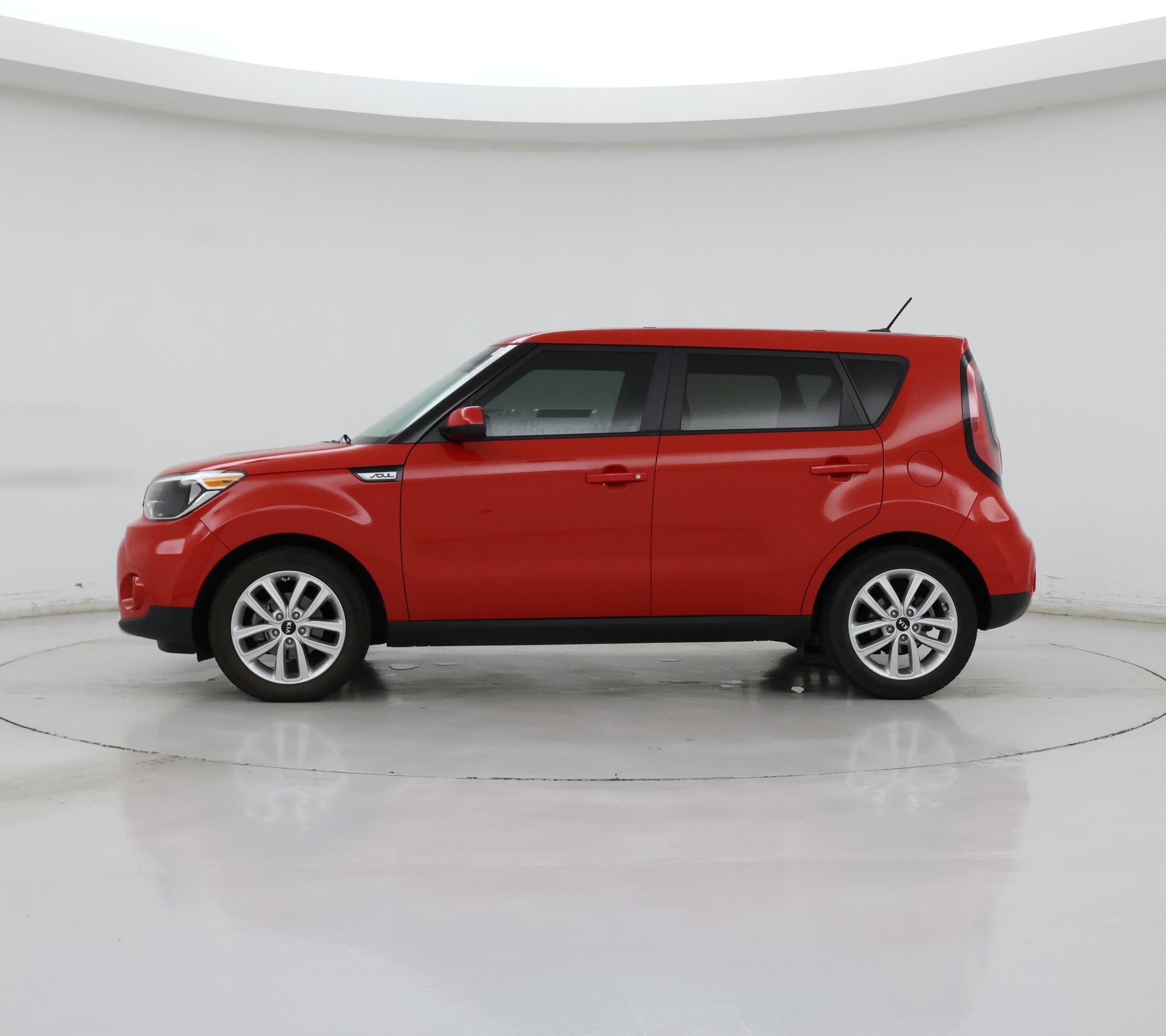 Thumbnail: 2018 Kia Soul - 3