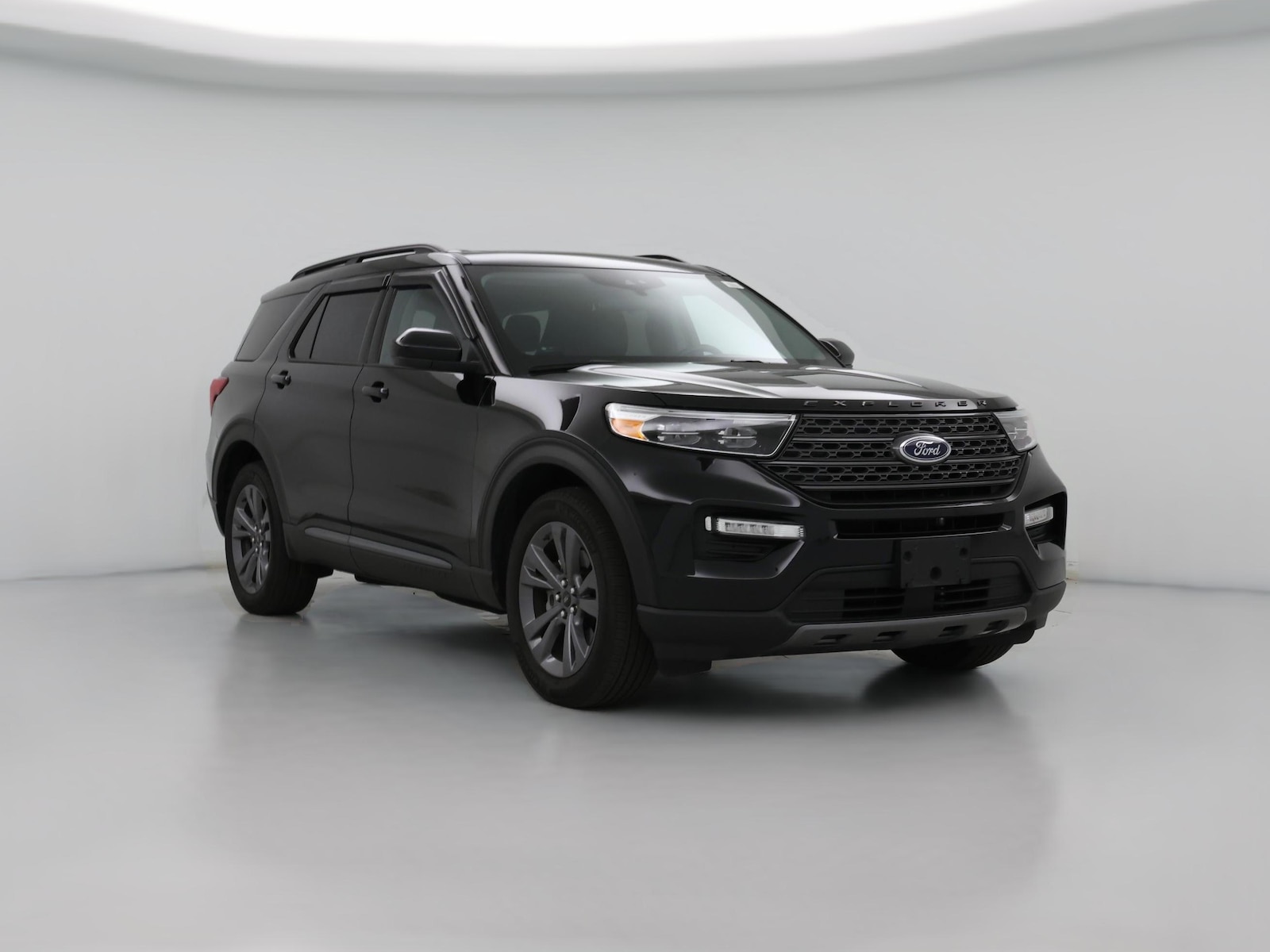 Image of 2023 Ford Explorer XLT