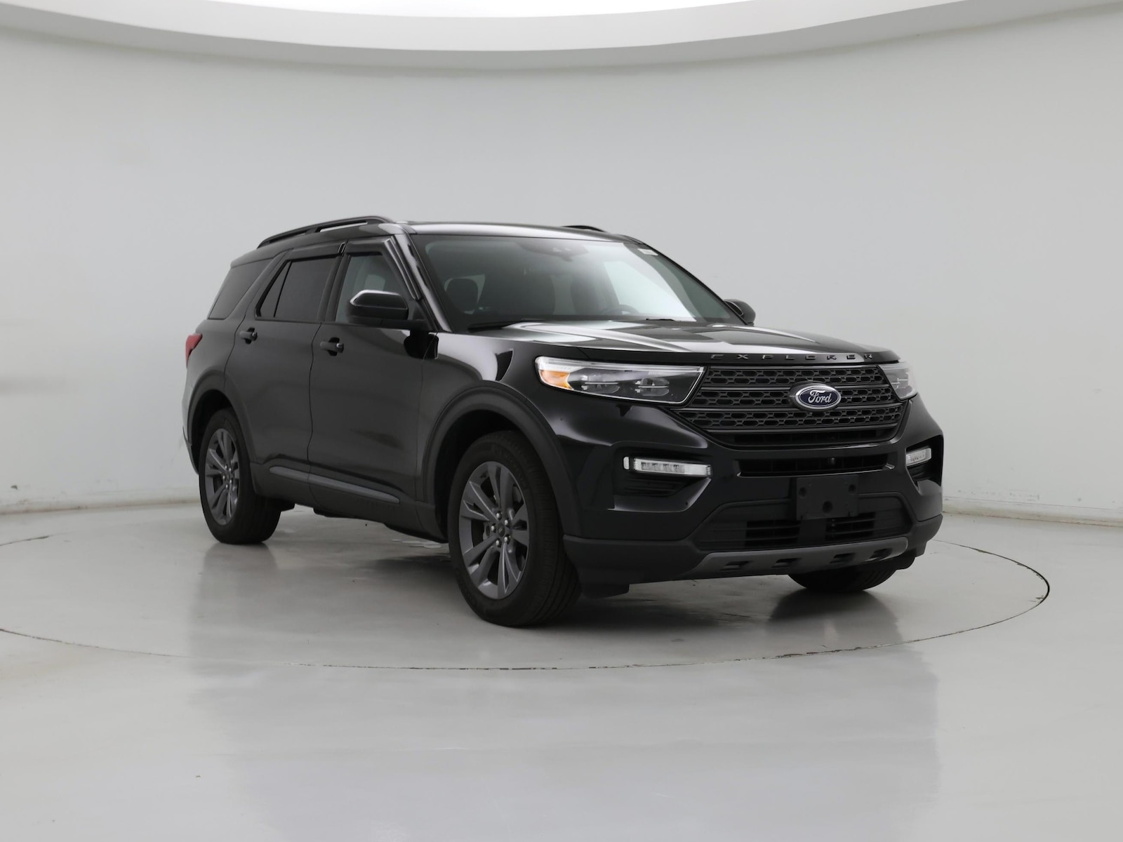 Image of 2023 Ford Explorer XLT