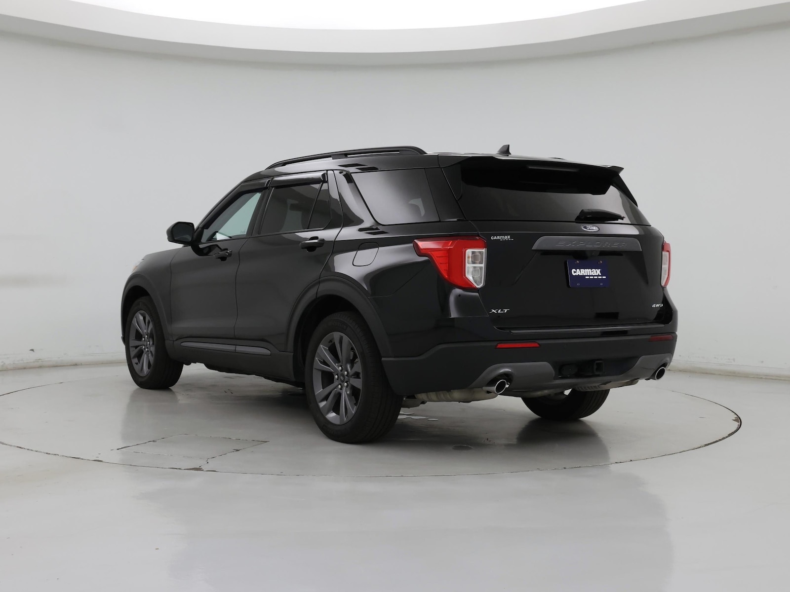 Image of 2023 Ford Explorer XLT