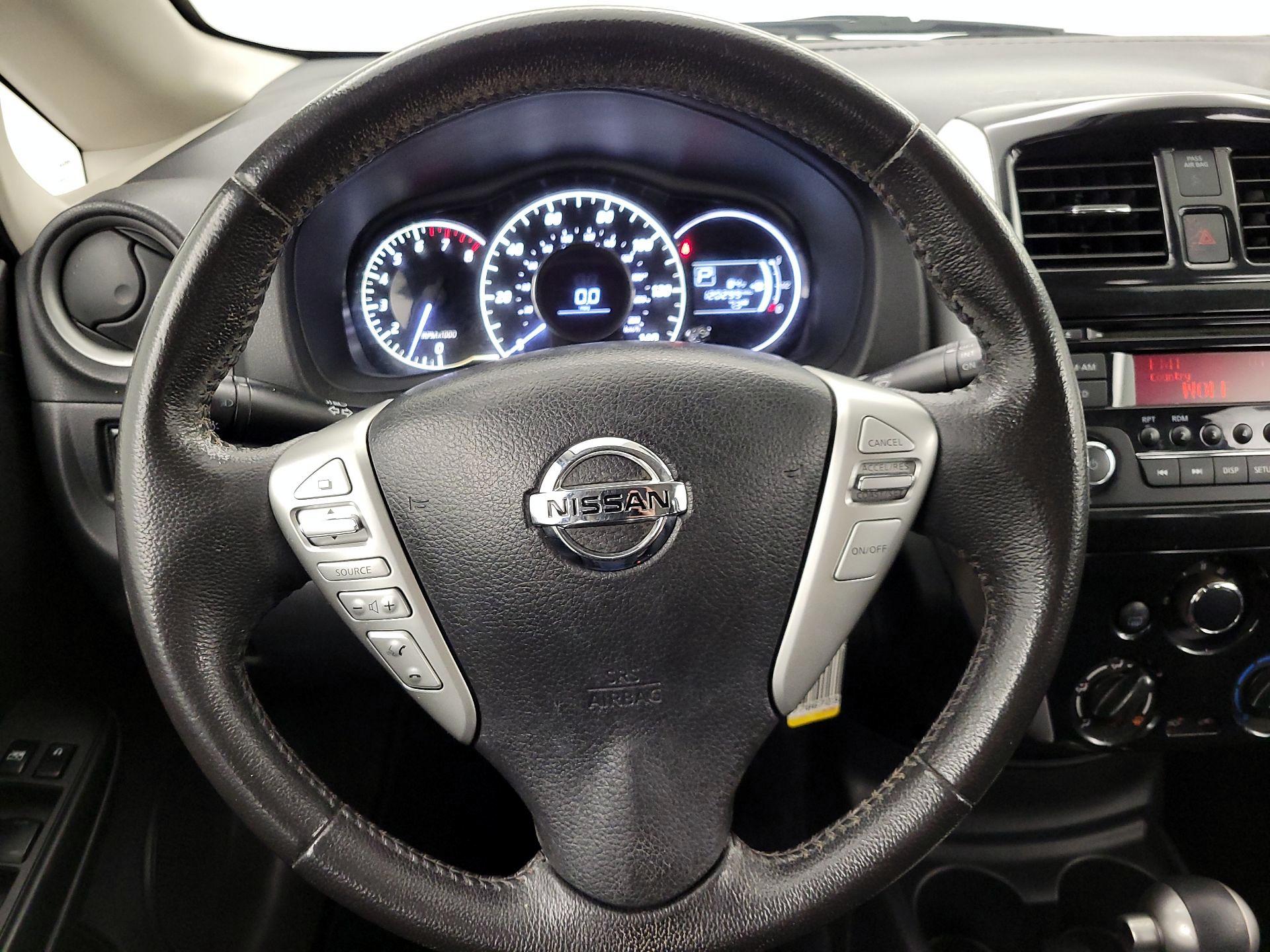 Thumbnail: 2015 Nissan Versa Note - 10