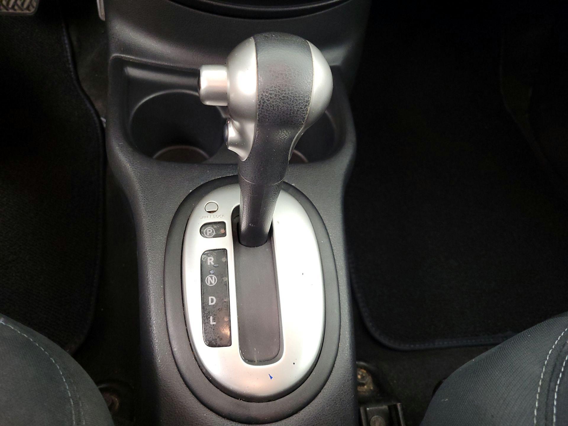 Thumbnail: 2015 Nissan Versa Note - 16