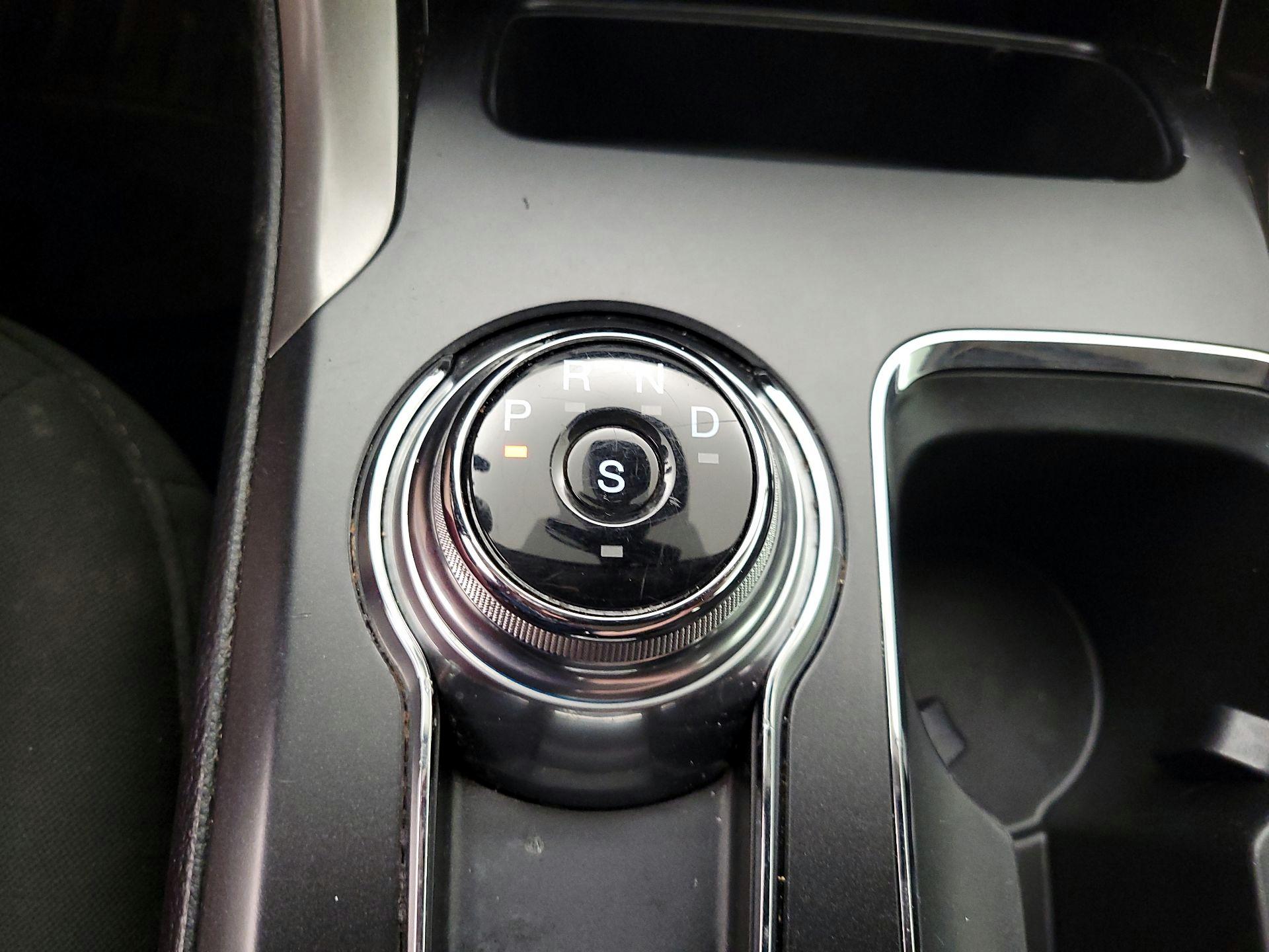 Thumbnail: 2019 Ford Fusion - 17