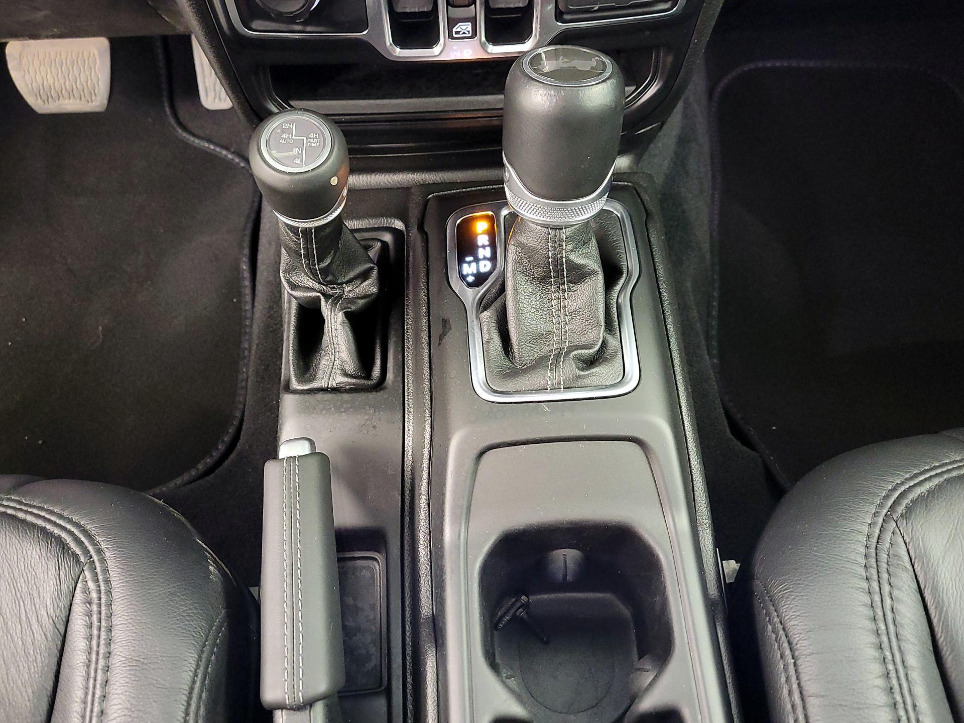 Thumbnail: 2024 Jeep Wrangler - 17