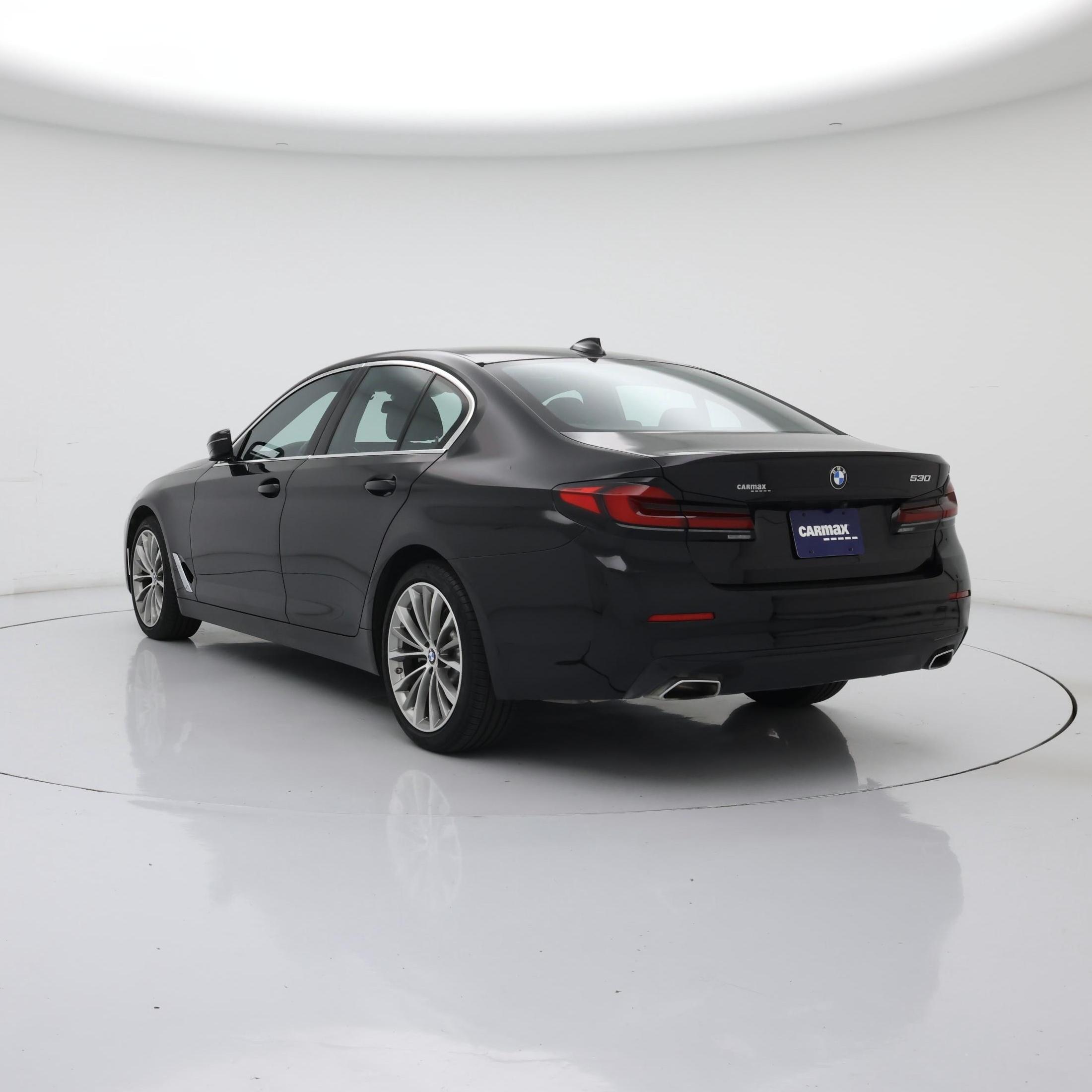 Thumbnail: 2023 BMW 5 Series - 2