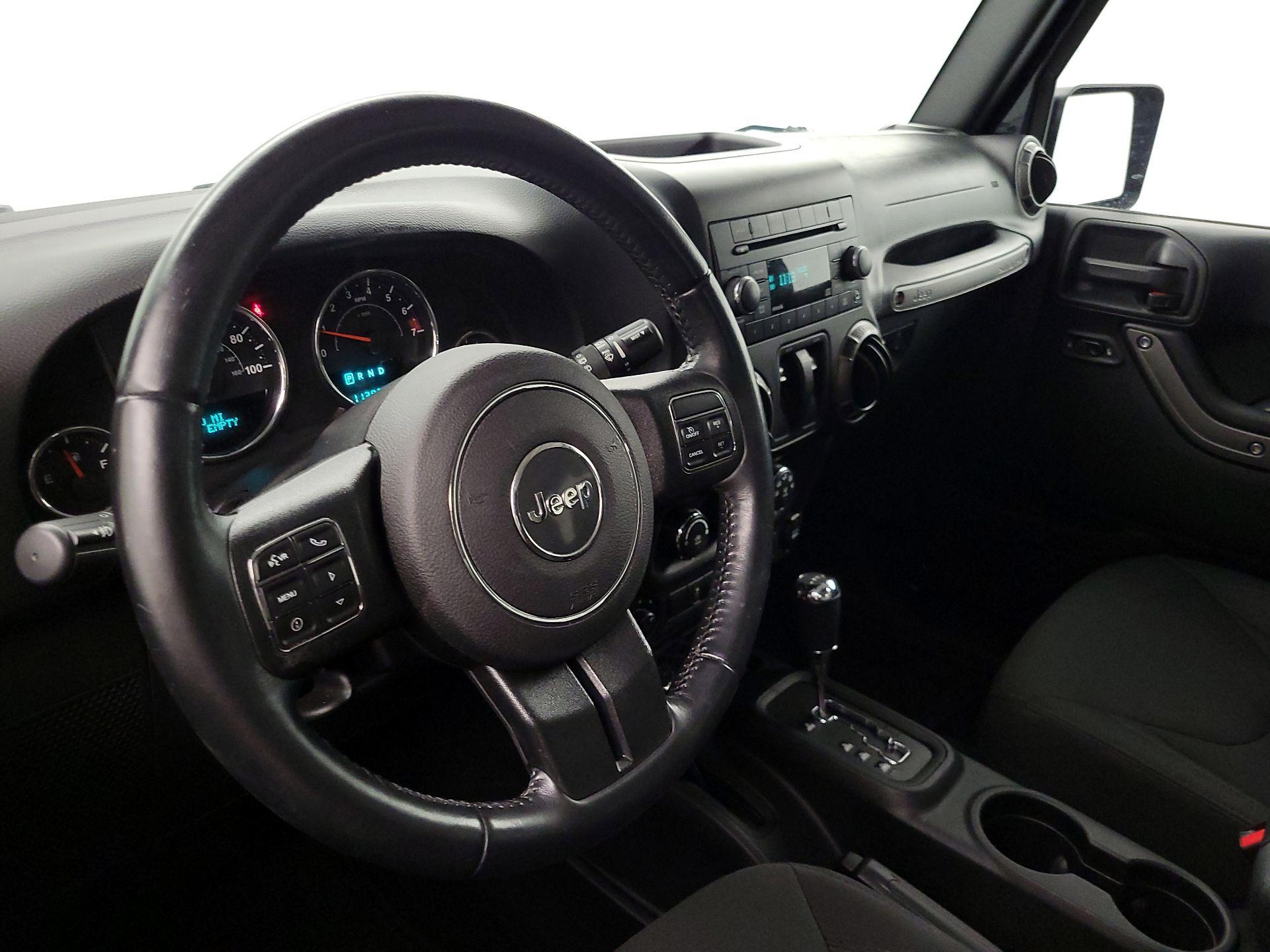 Thumbnail: 2018 Jeep Wrangler - 9