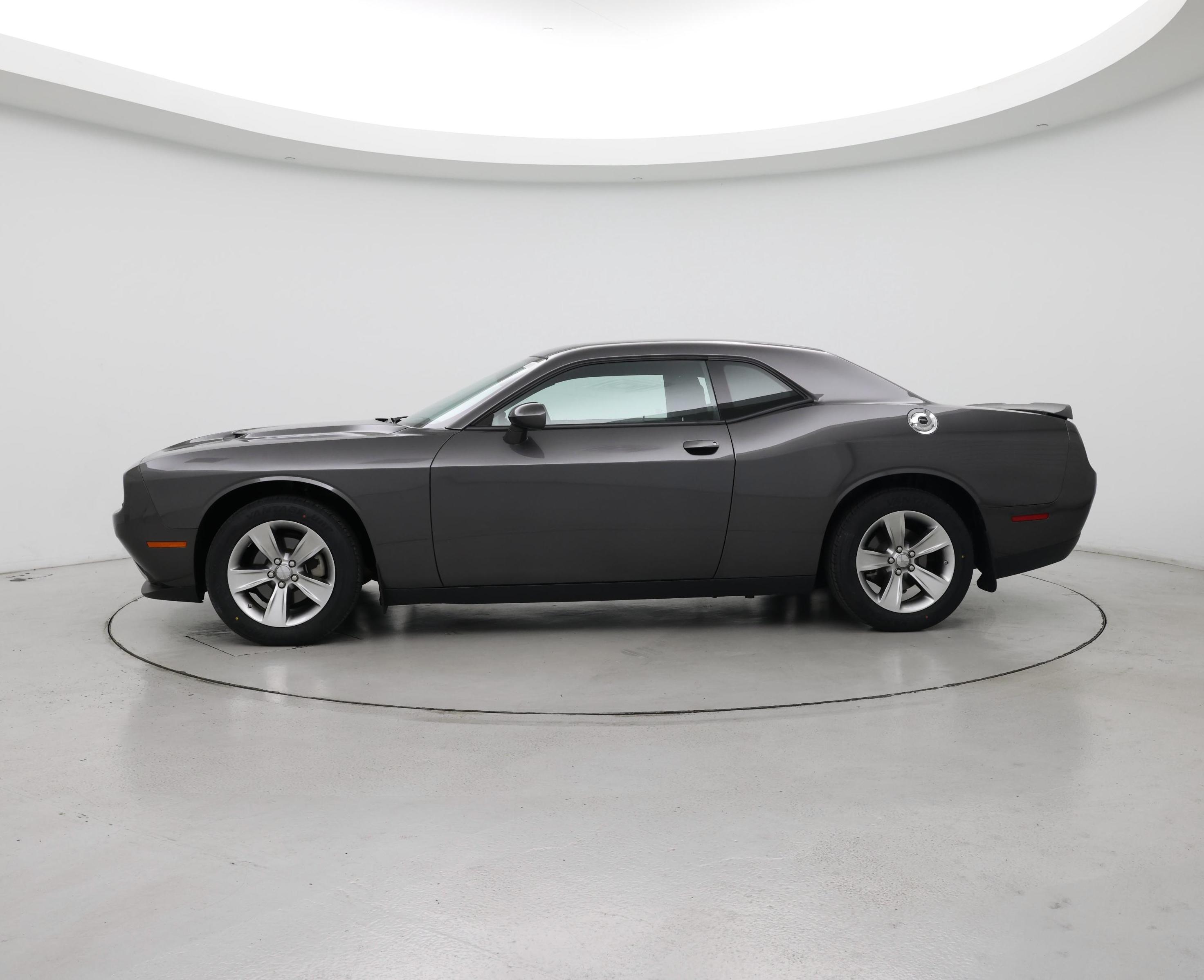 Thumbnail: 2022 Dodge Challenger - 3
