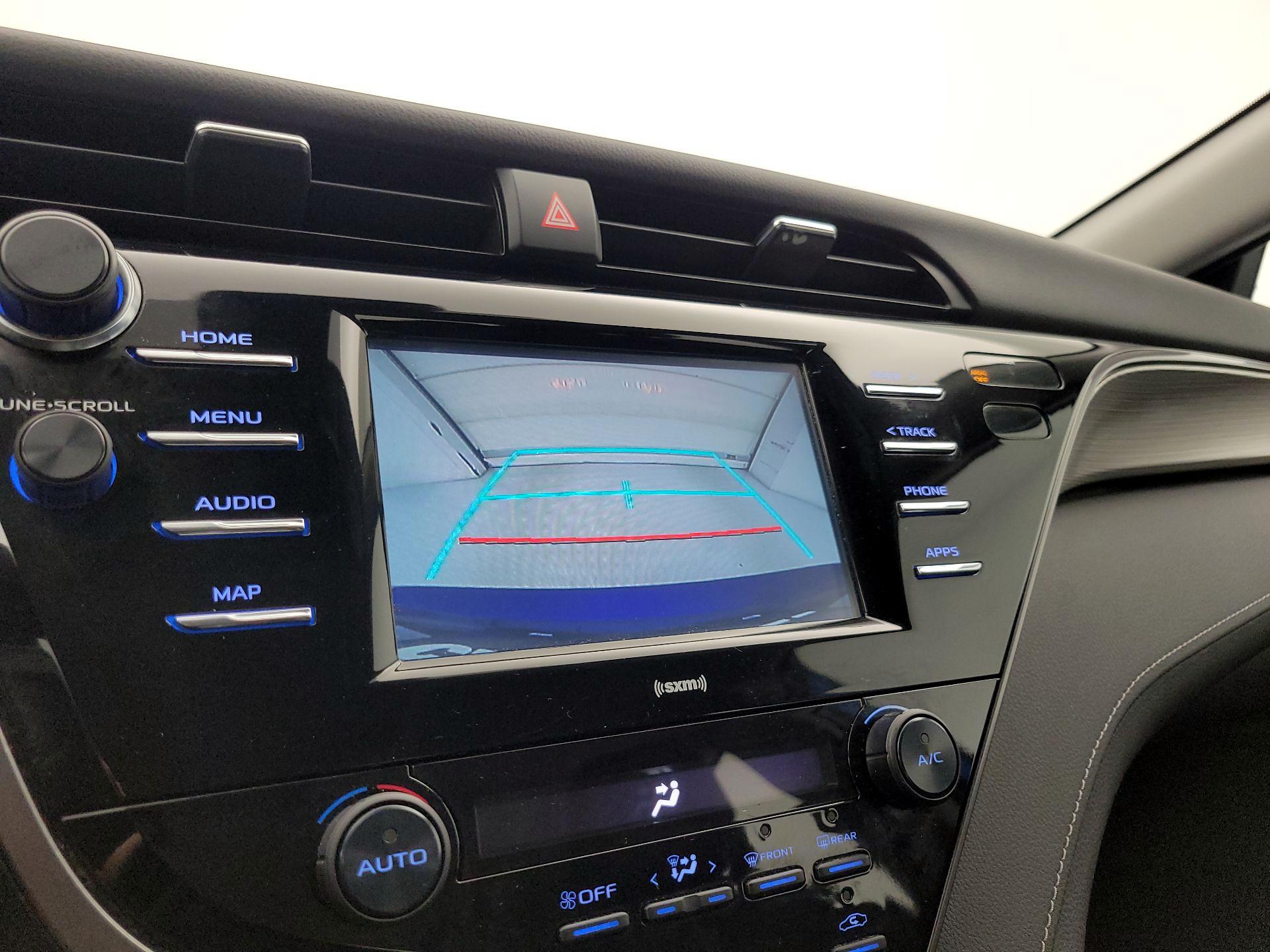 Thumbnail: 2020 Toyota Camry - 14