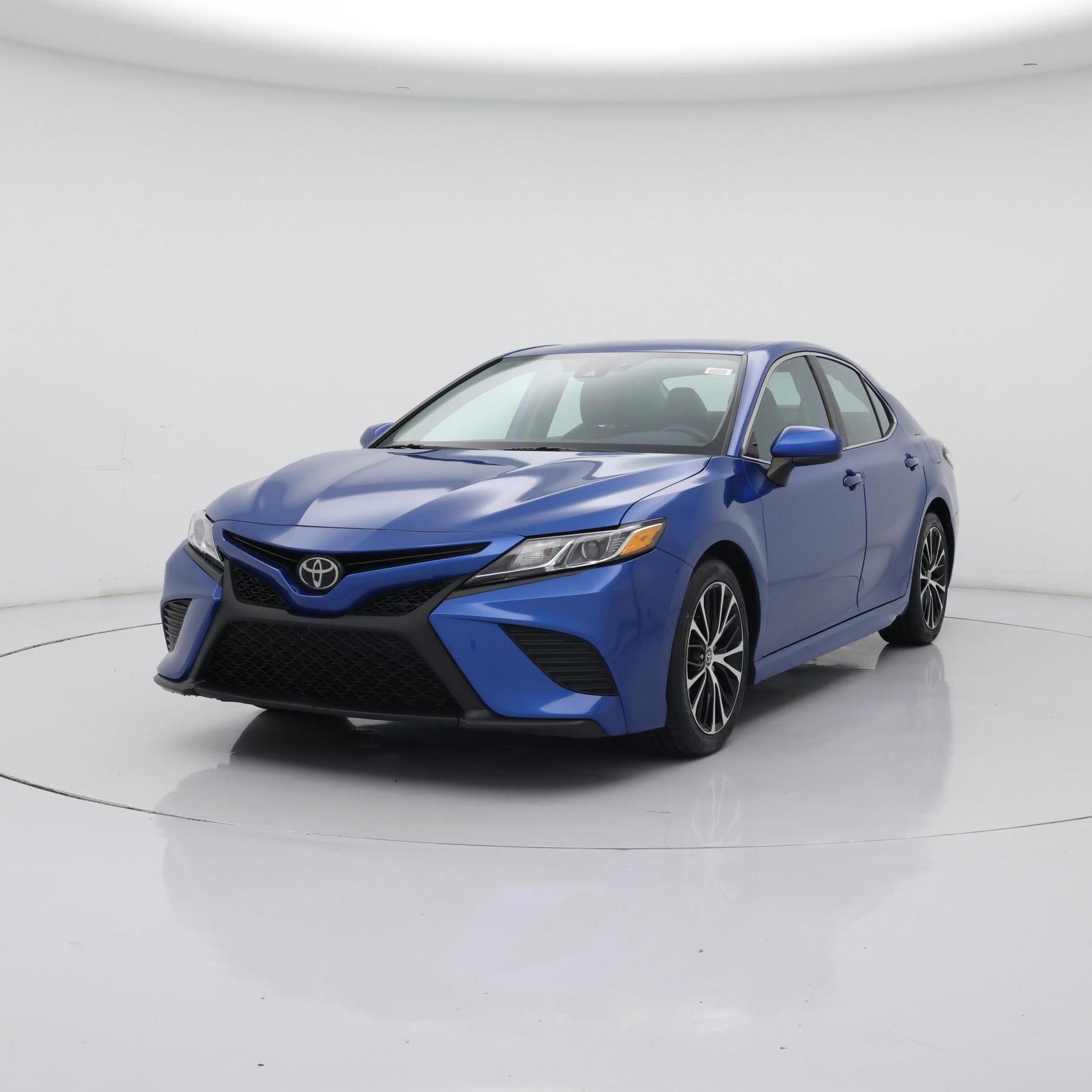 Thumbnail: 2020 Toyota Camry - 4