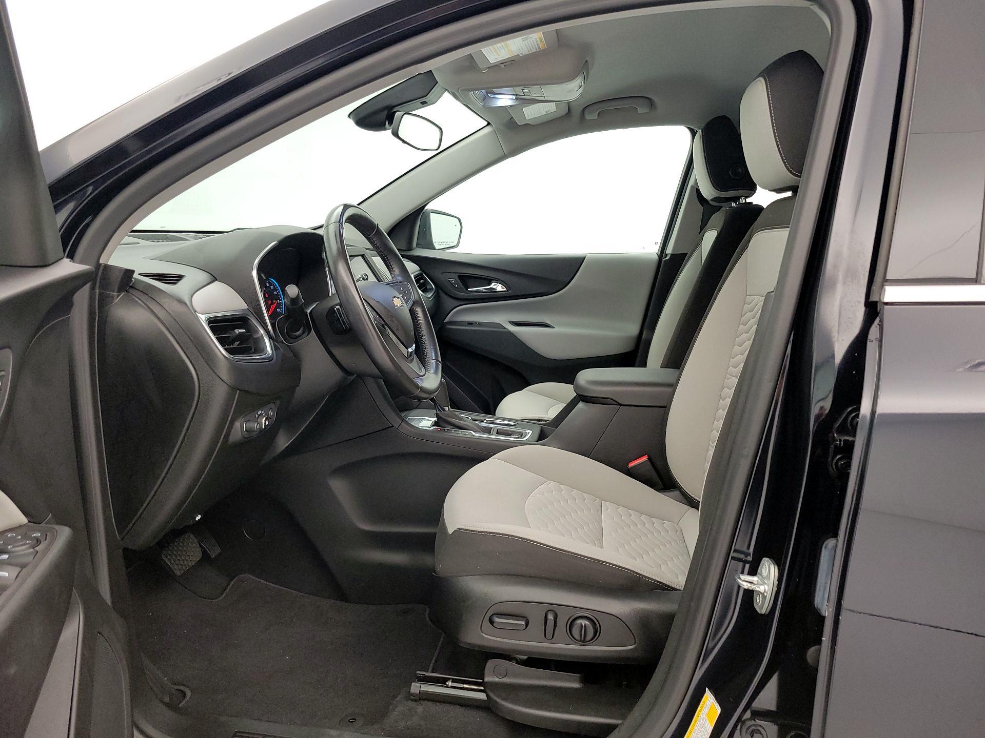 Thumbnail: 2020 Chevrolet Equinox - 11