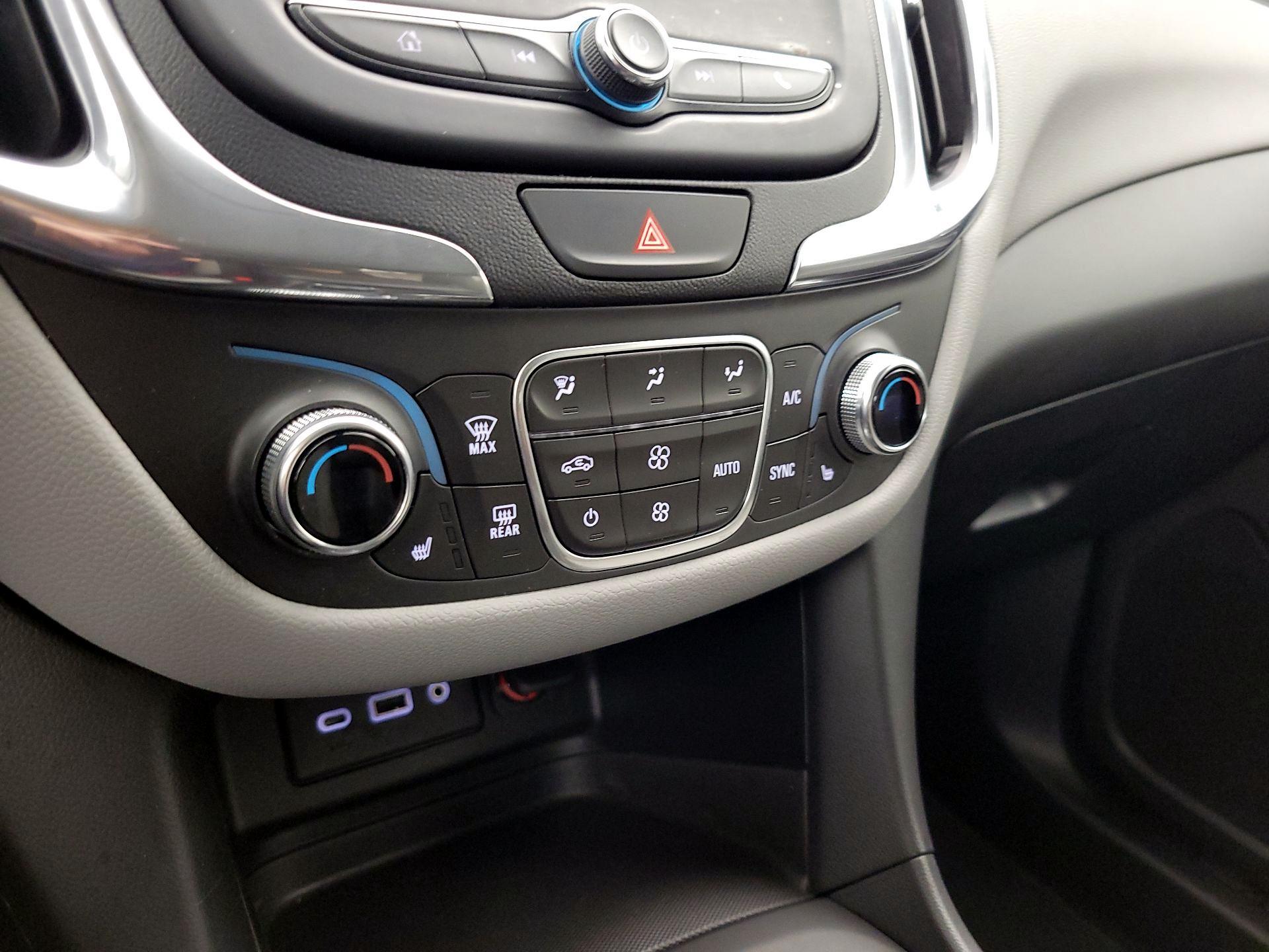 Thumbnail: 2020 Chevrolet Equinox - 16