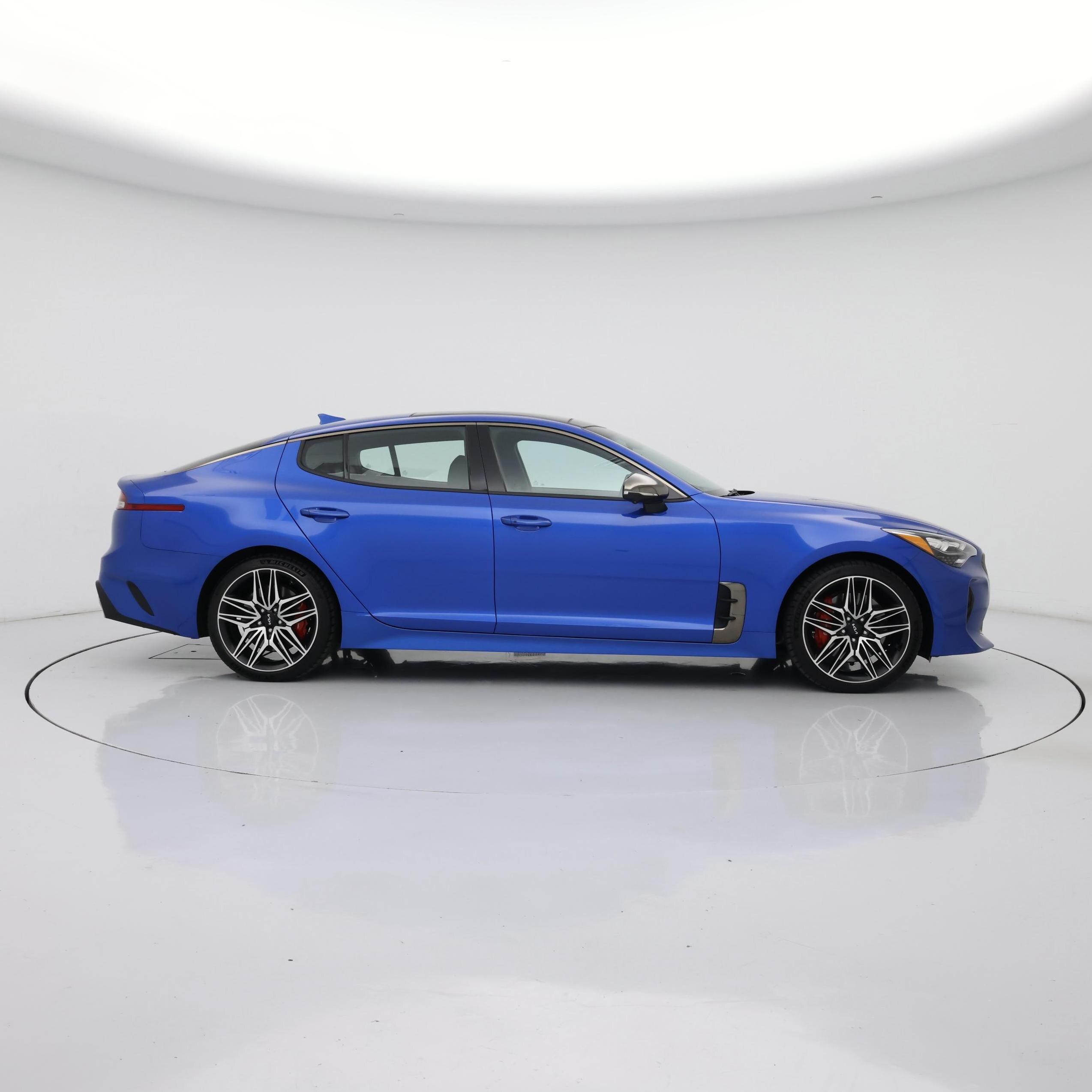 Thumbnail: 2022 Kia Stinger - 7