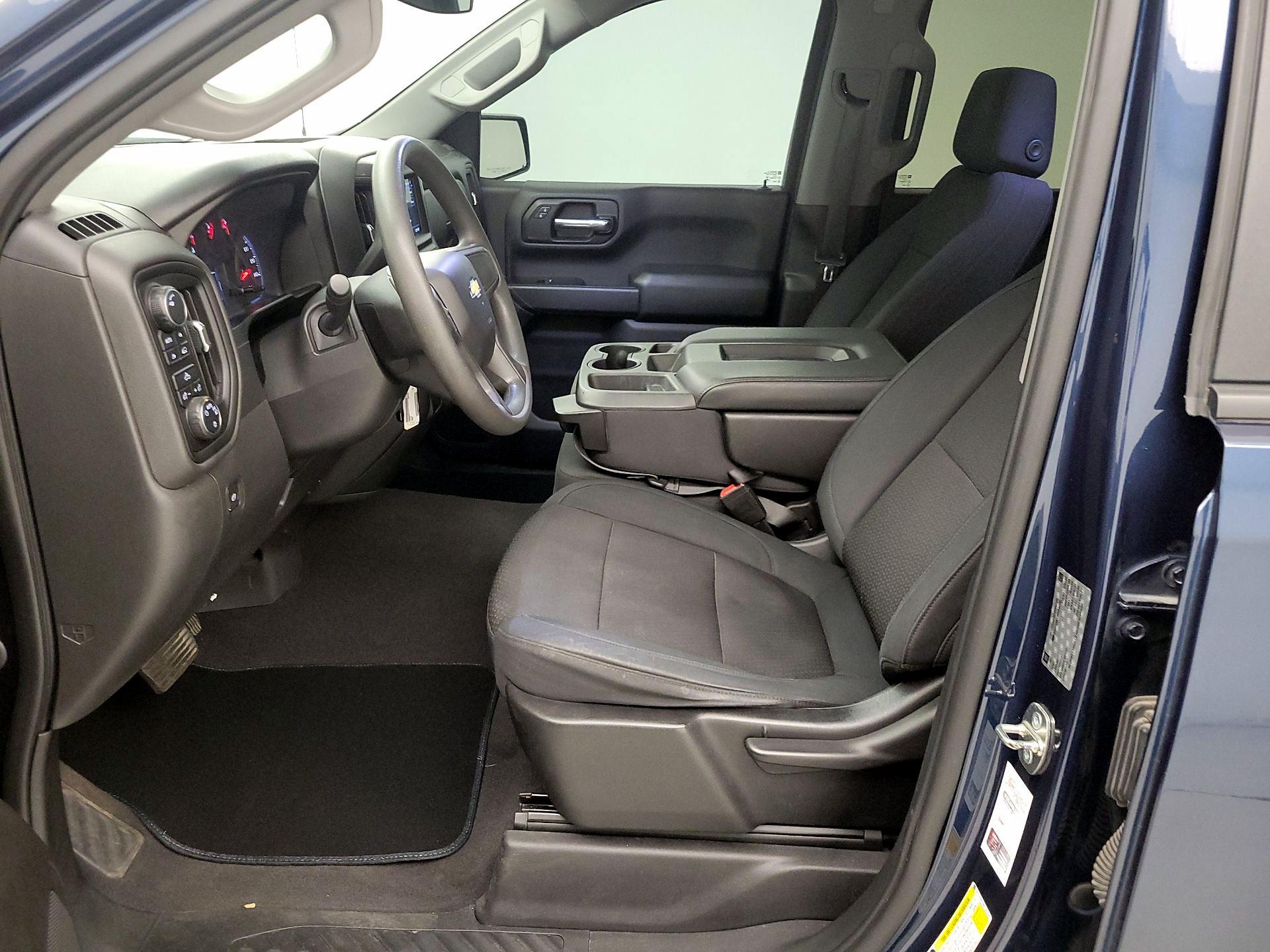 Thumbnail: 2019 Chevrolet Silverado 1500 - 11