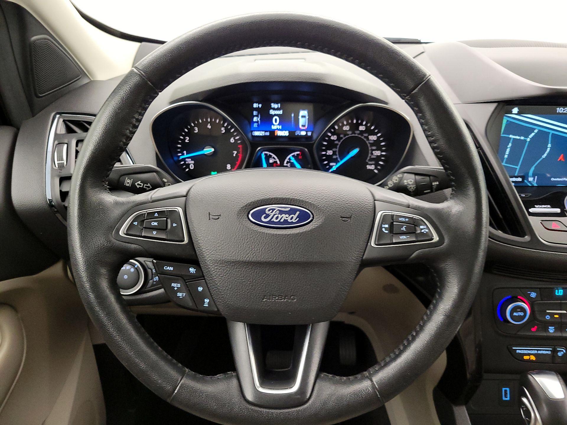 Thumbnail: 2019 Ford Escape - 10