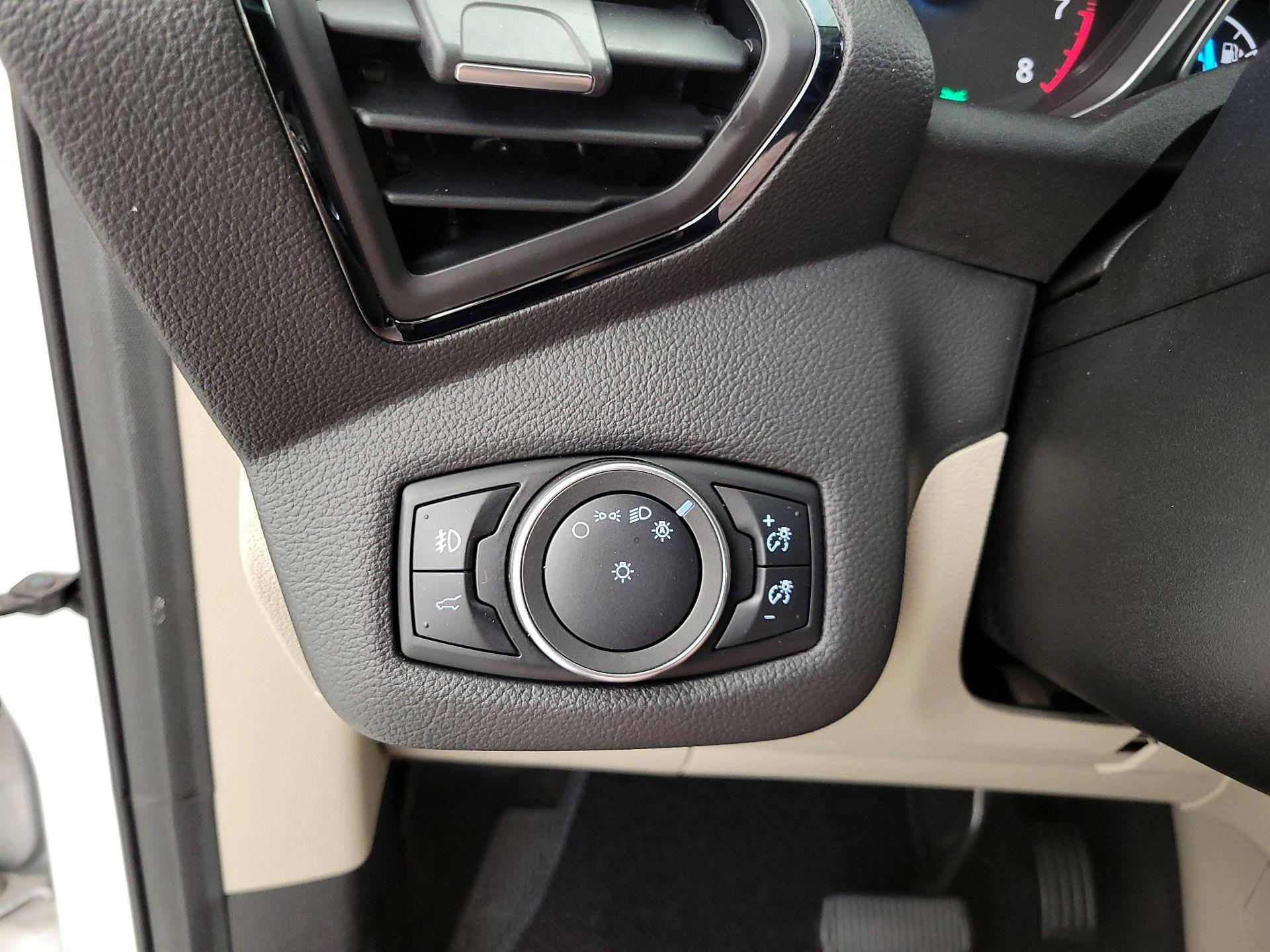 Thumbnail: 2019 Ford Escape - 13