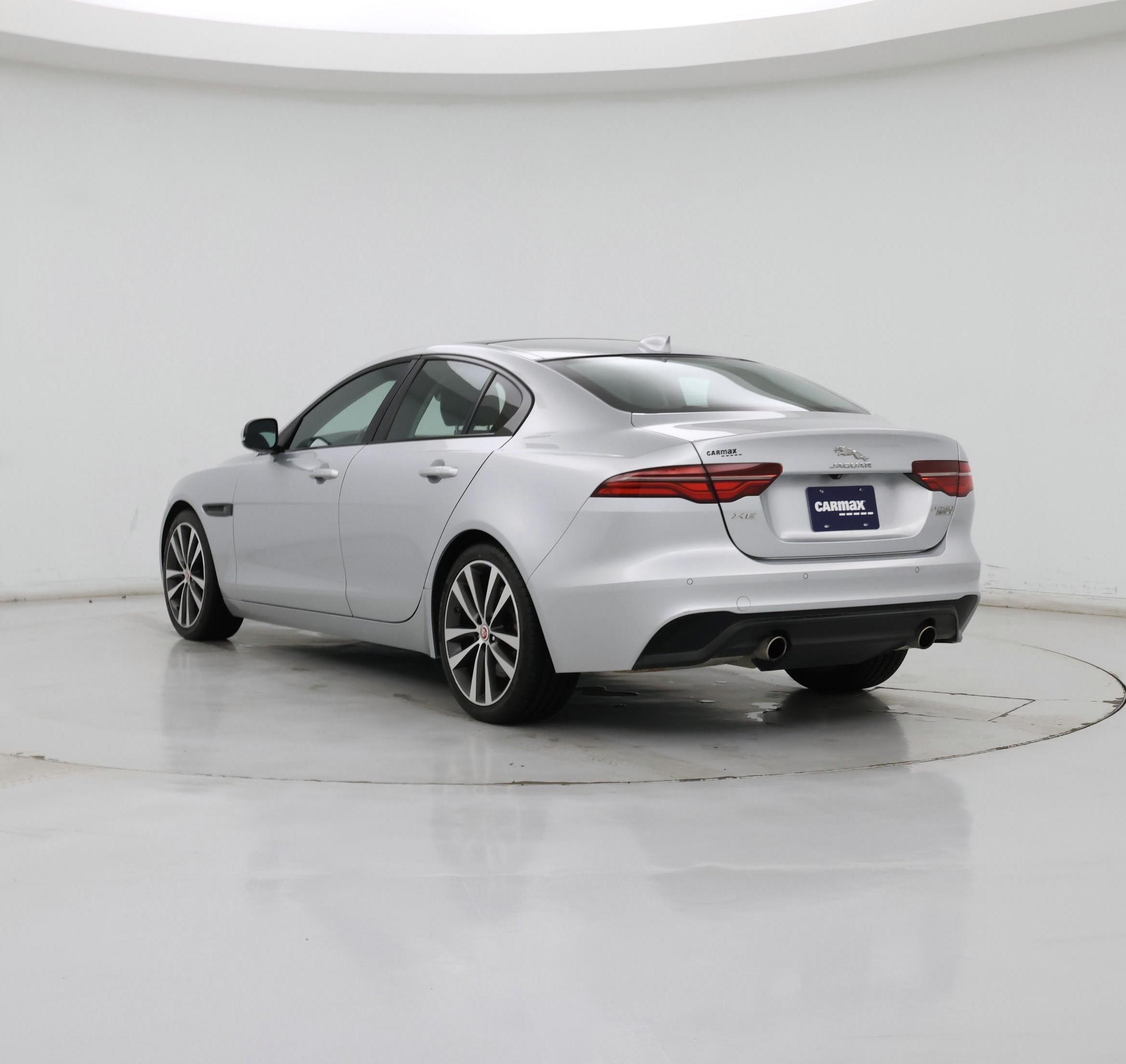 Thumbnail: 2020 Jaguar XE - 2