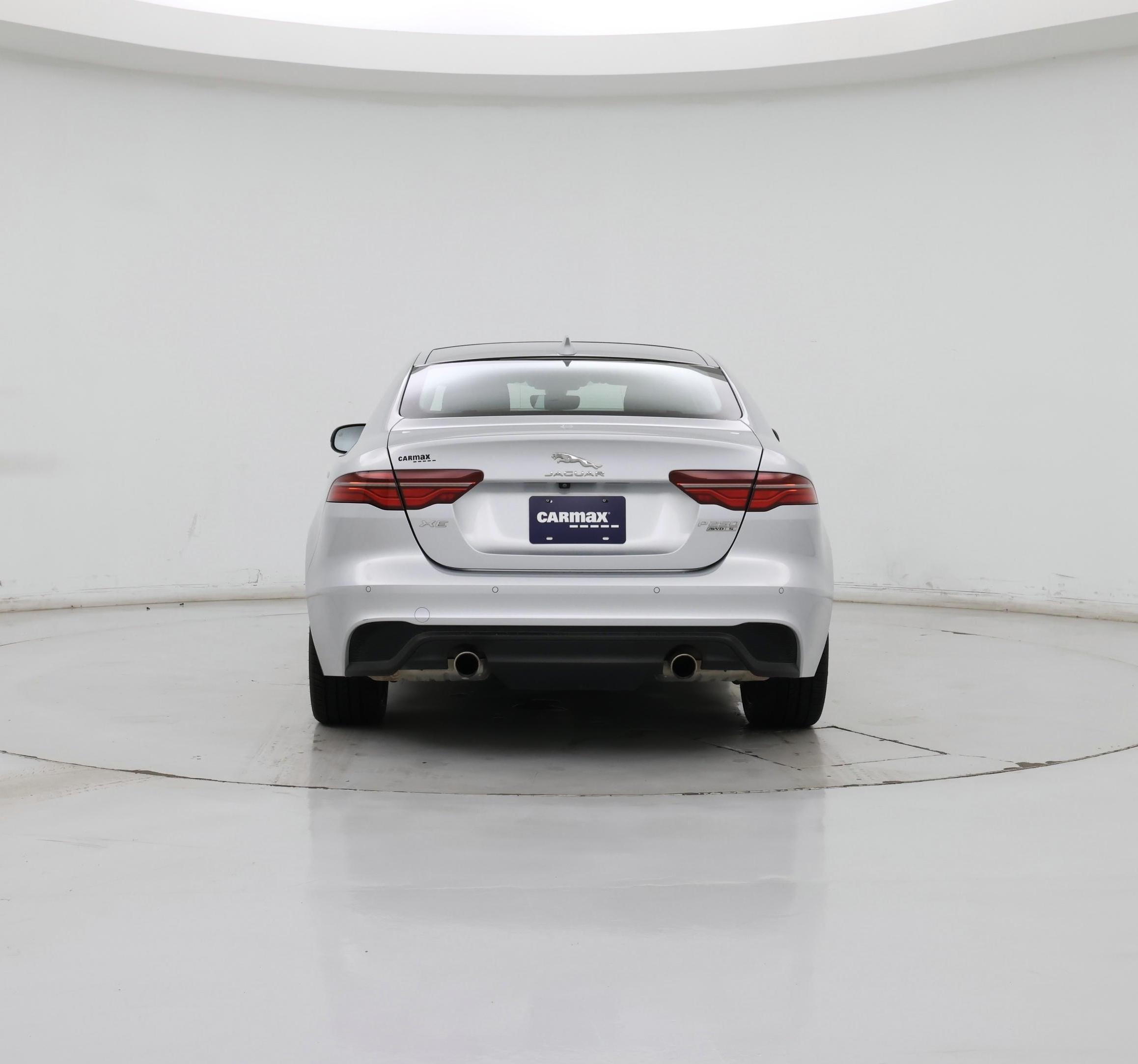 Thumbnail: 2020 Jaguar XE - 6