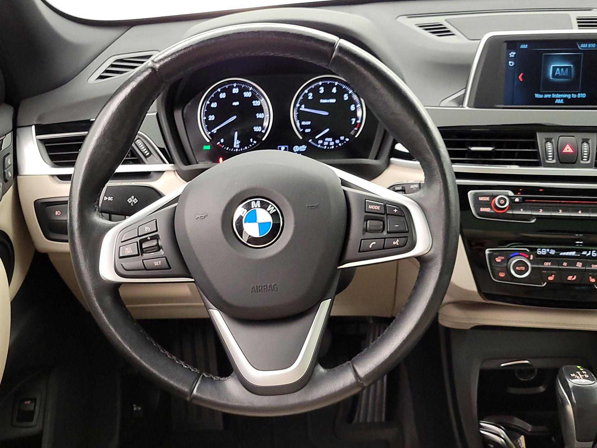 Thumbnail: 2018 BMW X1 - 10