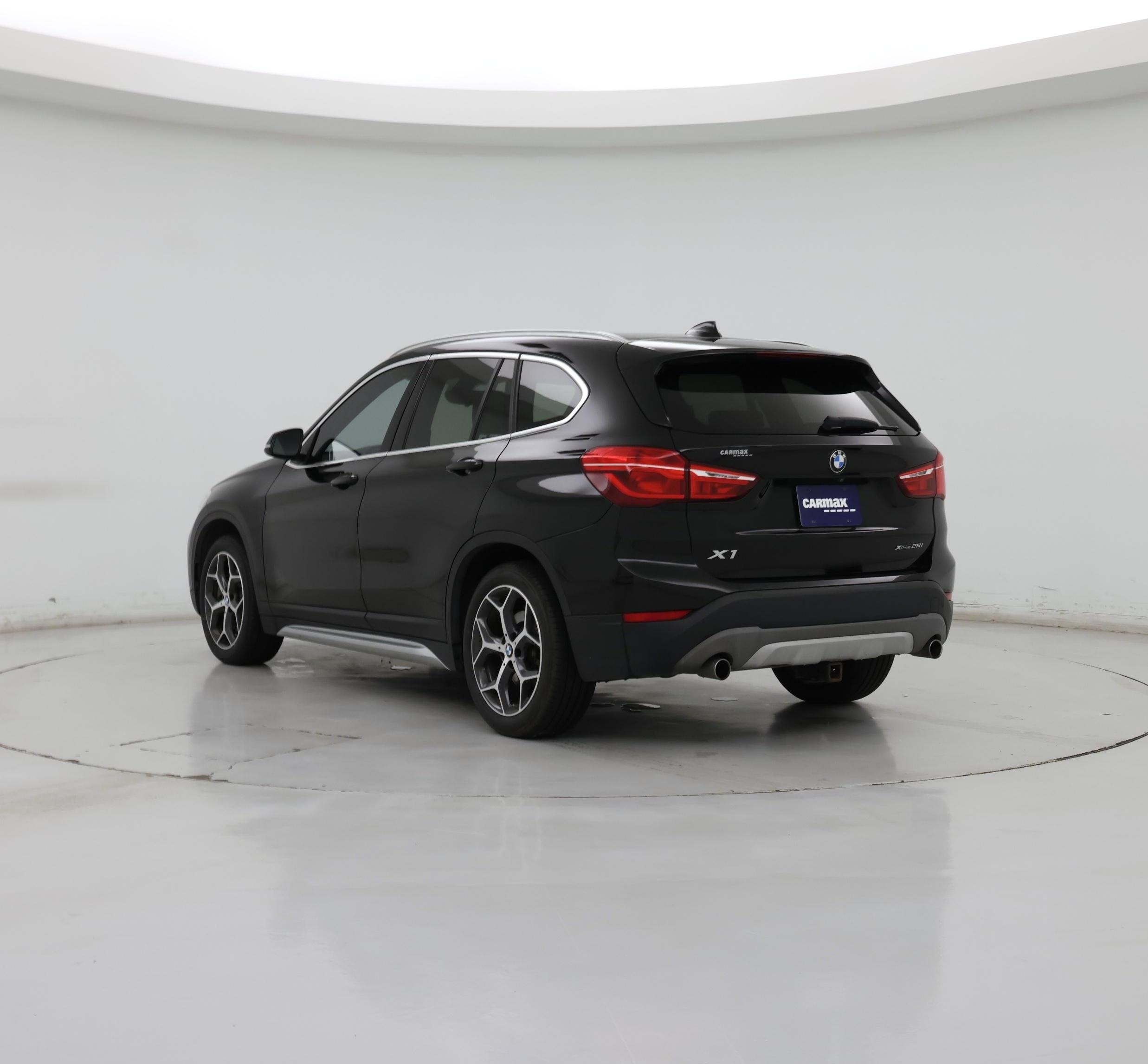 Thumbnail: 2018 BMW X1 - 2