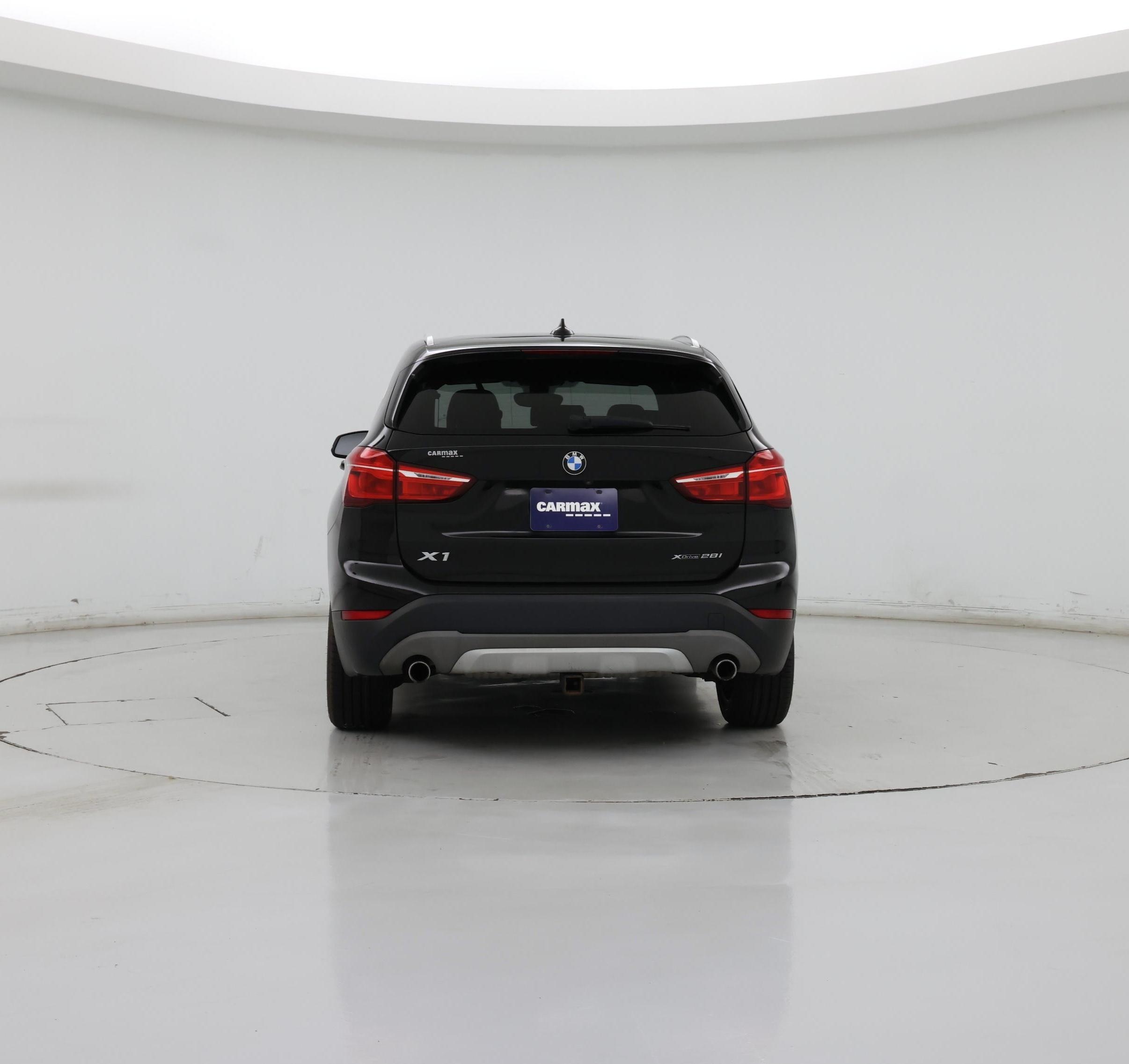 Thumbnail: 2018 BMW X1 - 6
