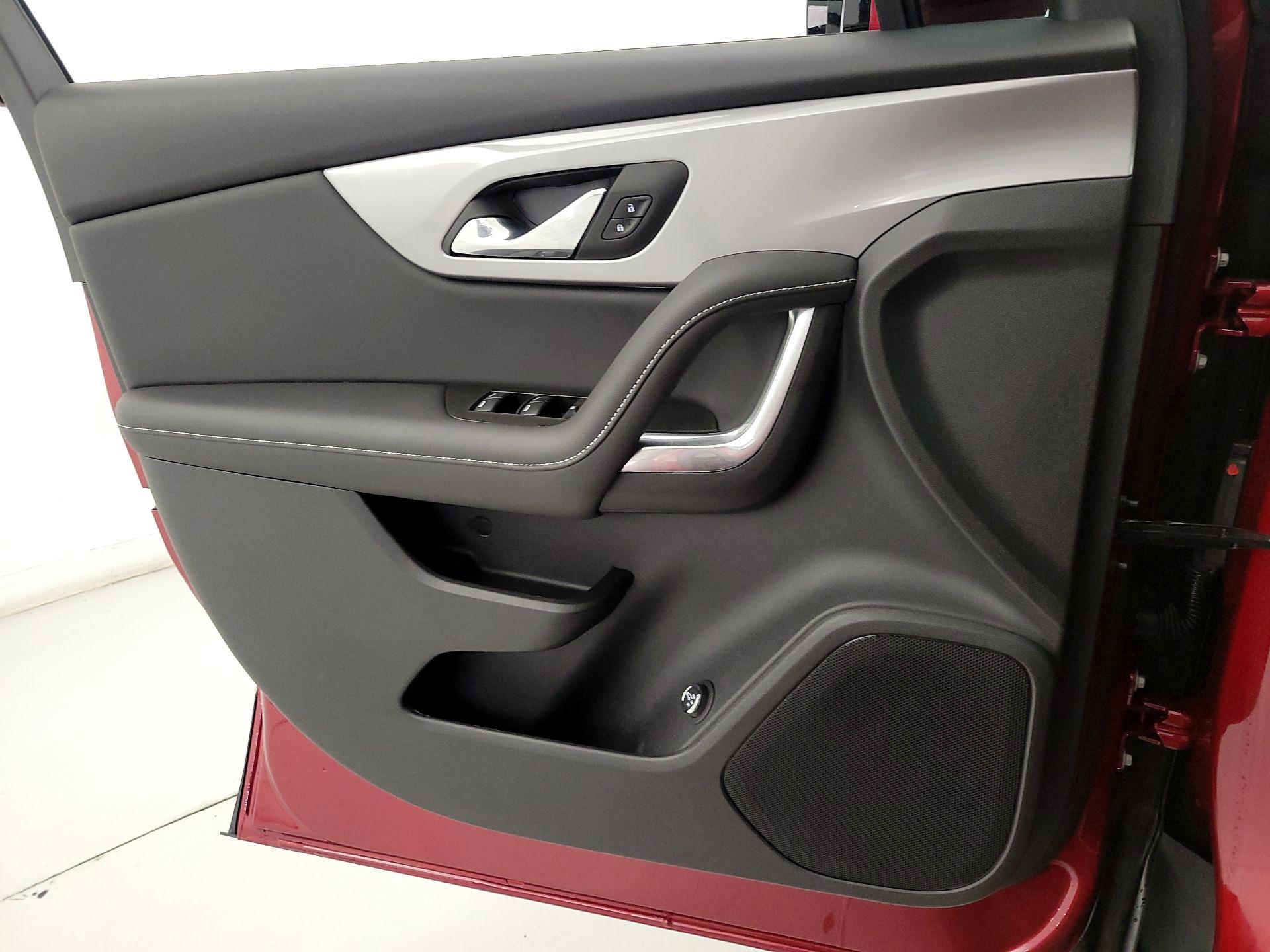 Thumbnail: 2024 Chevrolet Blazer - 12
